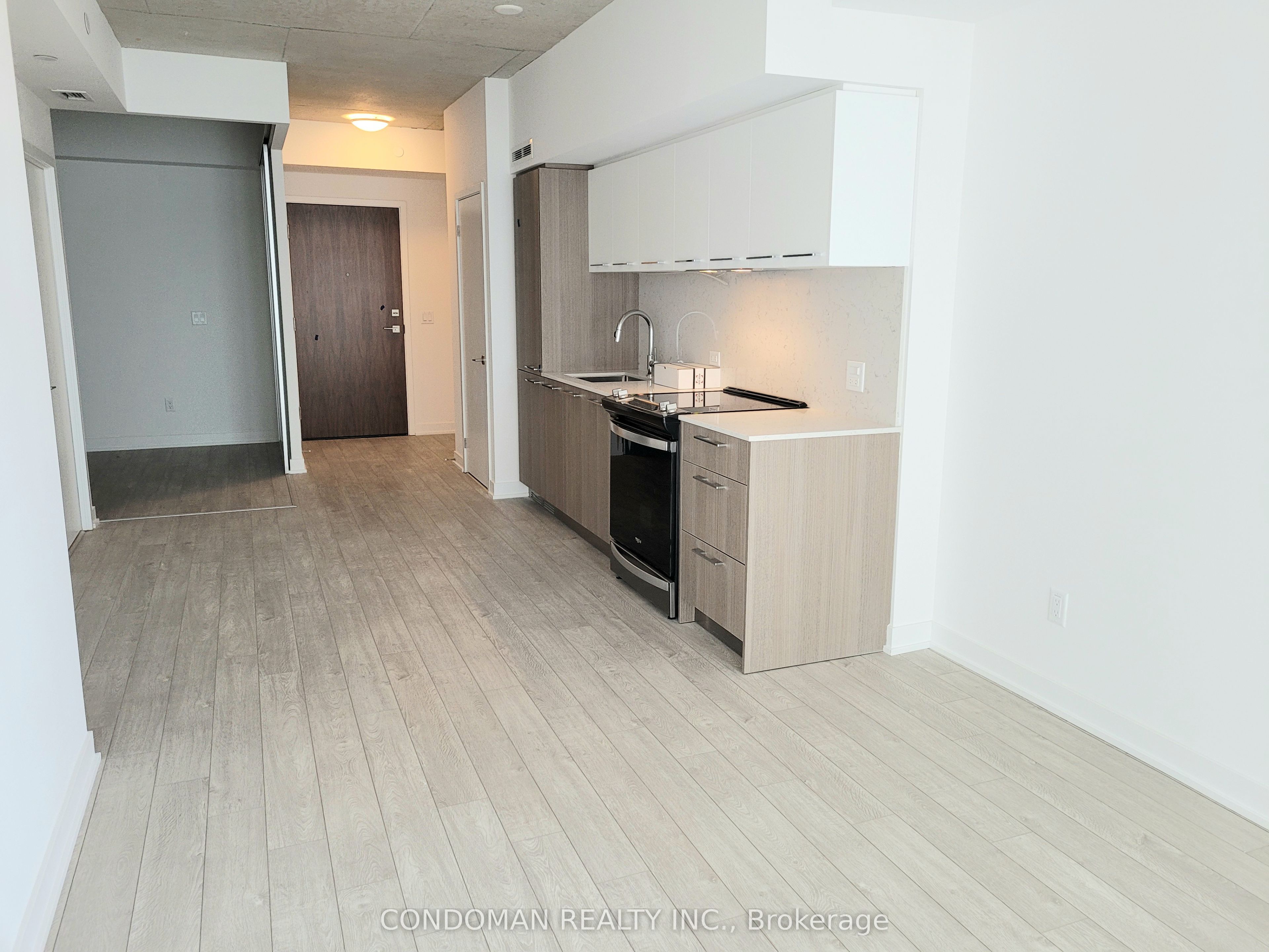45 Baseball Place 911, Toronto, ON M4M 0H1 photo 5