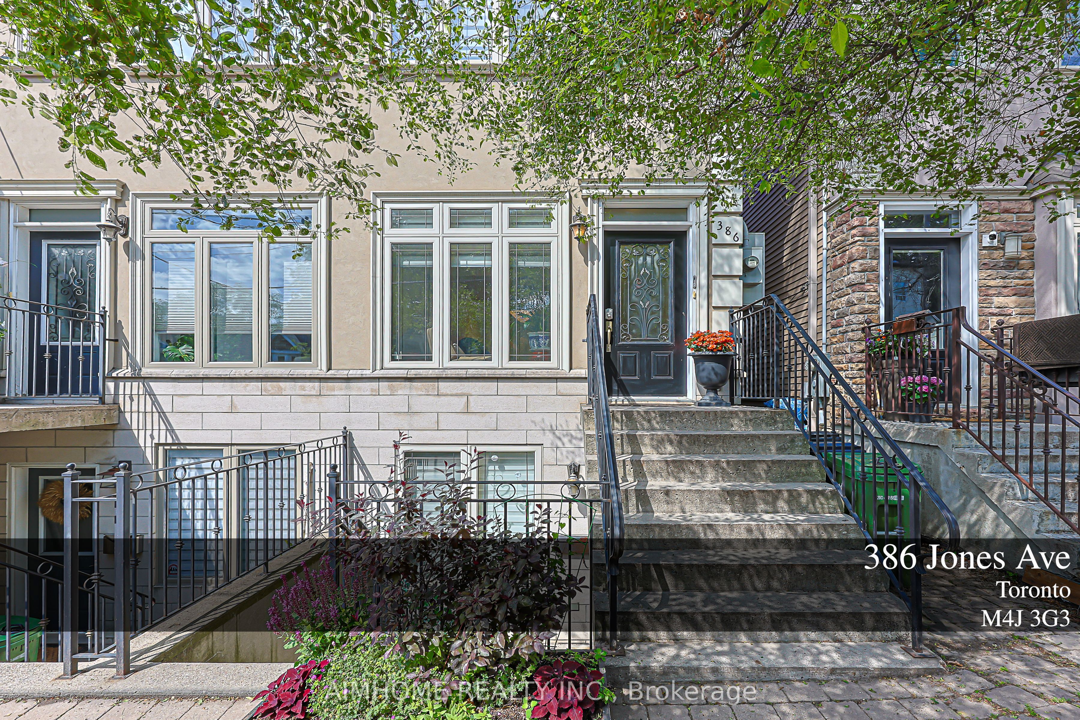 386 Jones Avenue W, Toronto, ON M4J 3G3