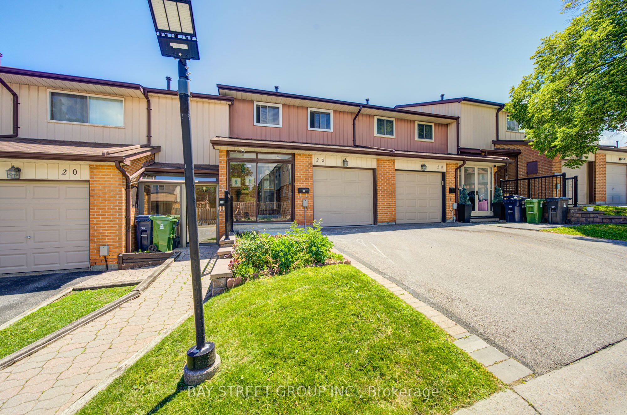 30 Dundalk Drive 22, Toronto, ON M1P 4W1 photo 3