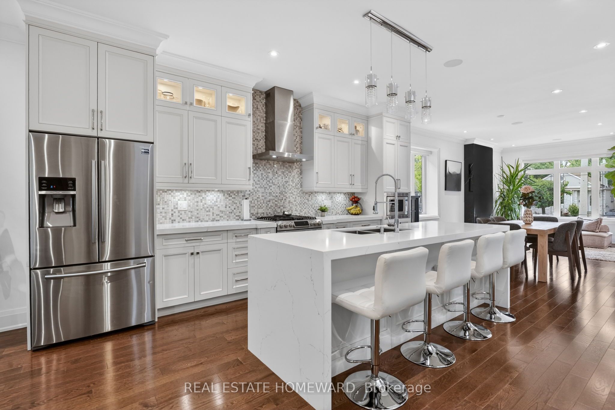 72 Cedarcrest Boulevard, Toronto, ON M4B 2P3 photo 3