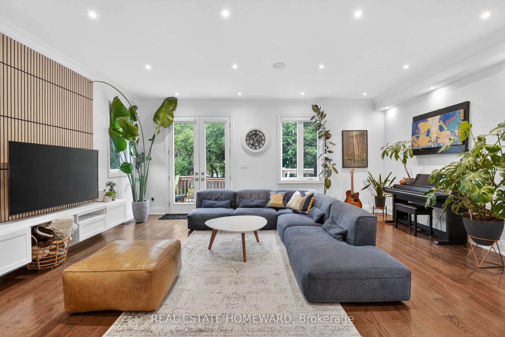 72 Cedarcrest Boulevard, Toronto, ON M4B 2P3 photo 5
