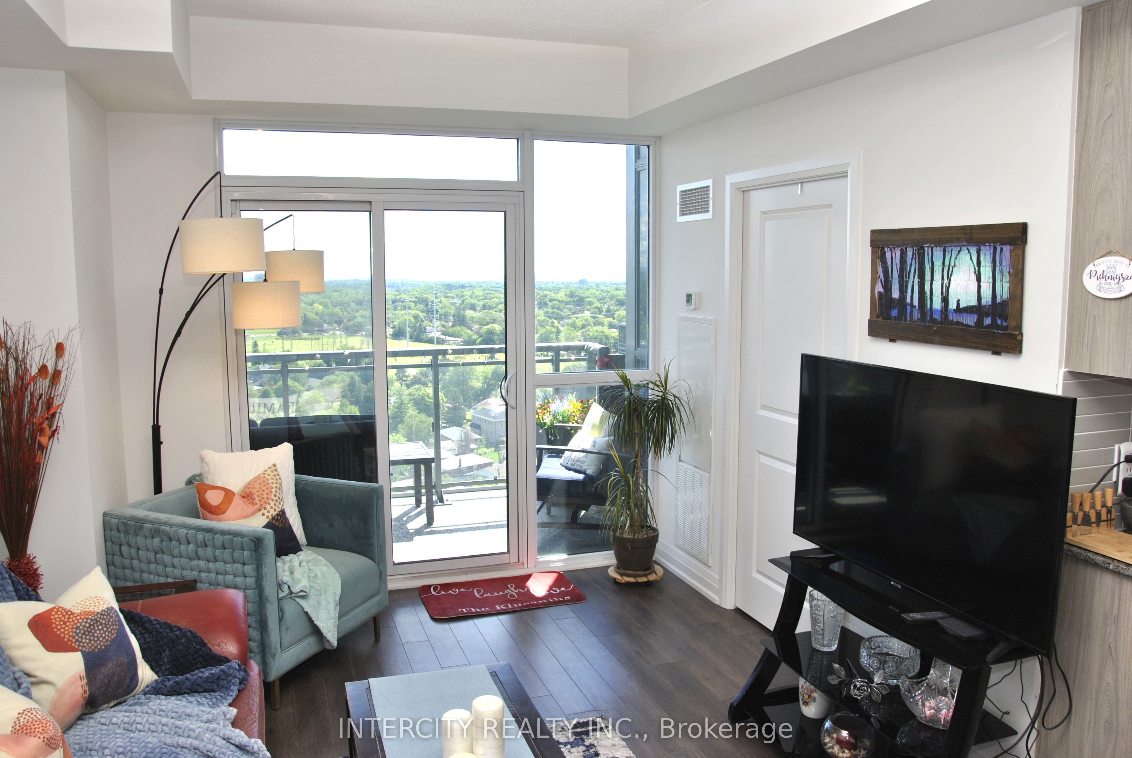 20 Meadowglen Place 1901, Toronto, ON M1G 0A9 photo 5