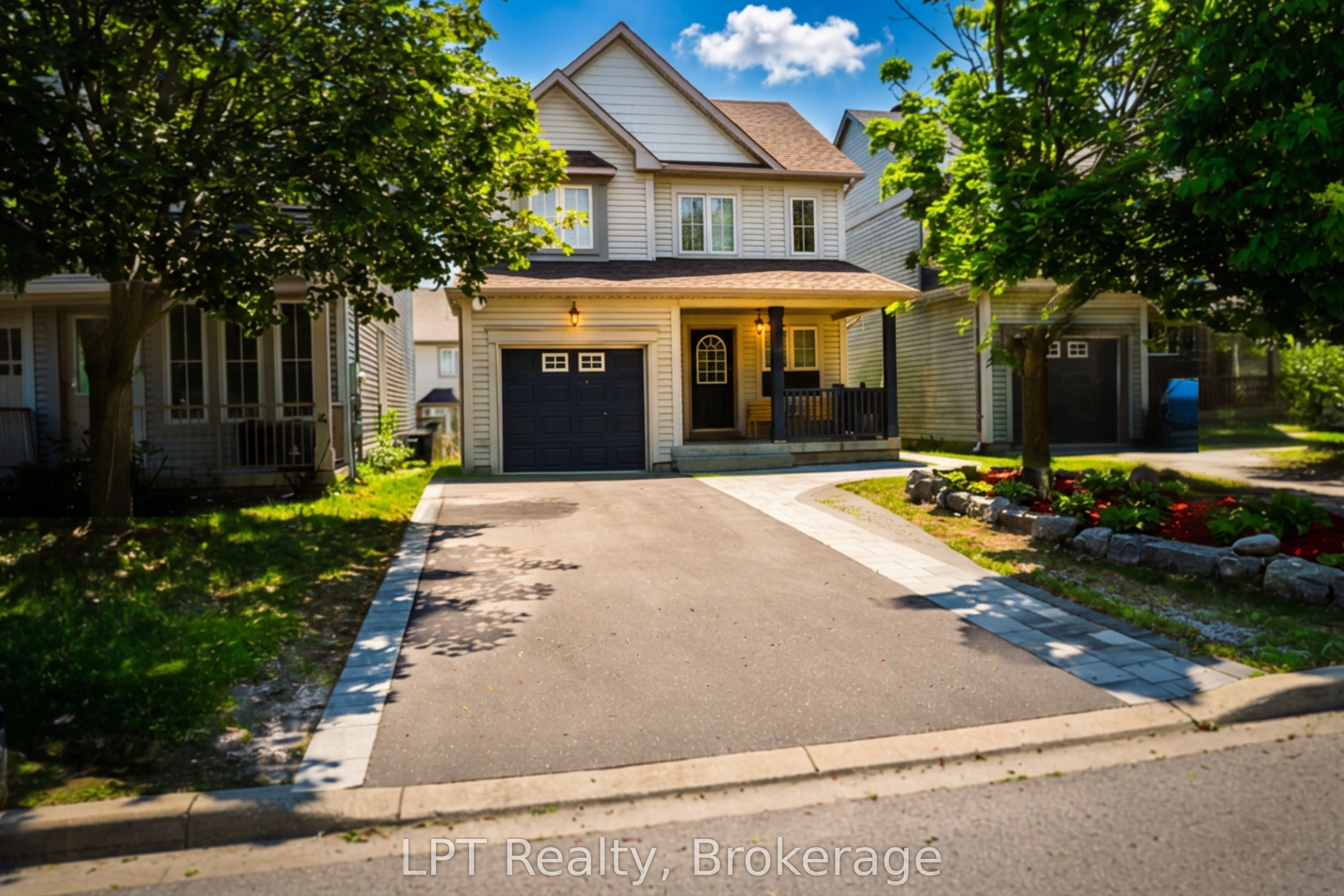 52 Norland Circle, Oshawa, ON L1L 0A6