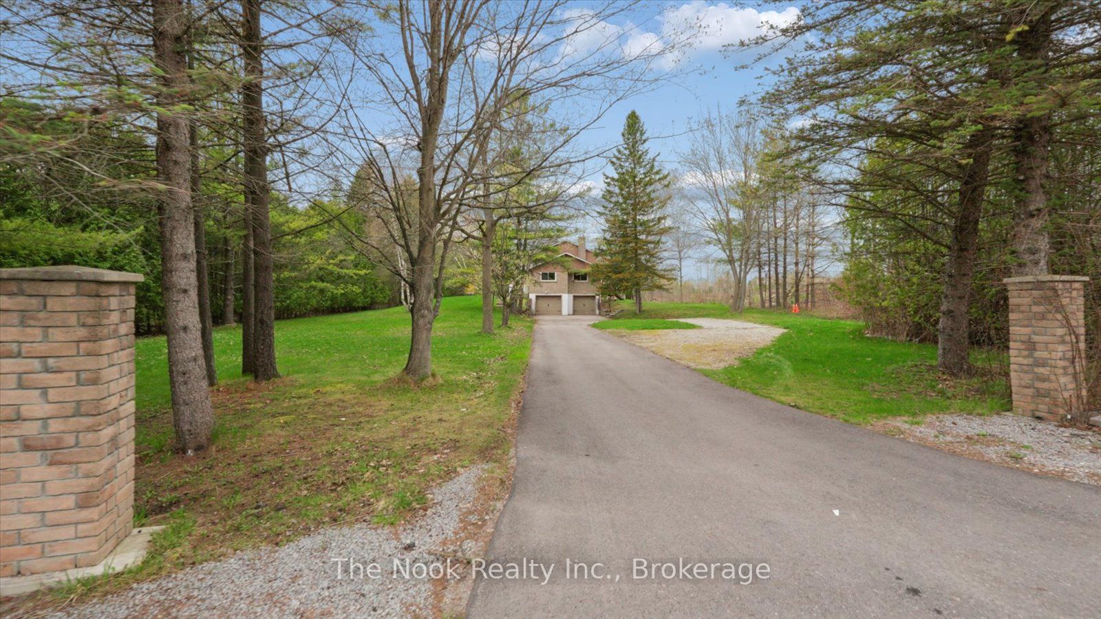 4680 Anderson Street, Whitby, ON L1R 2V9 photo 2