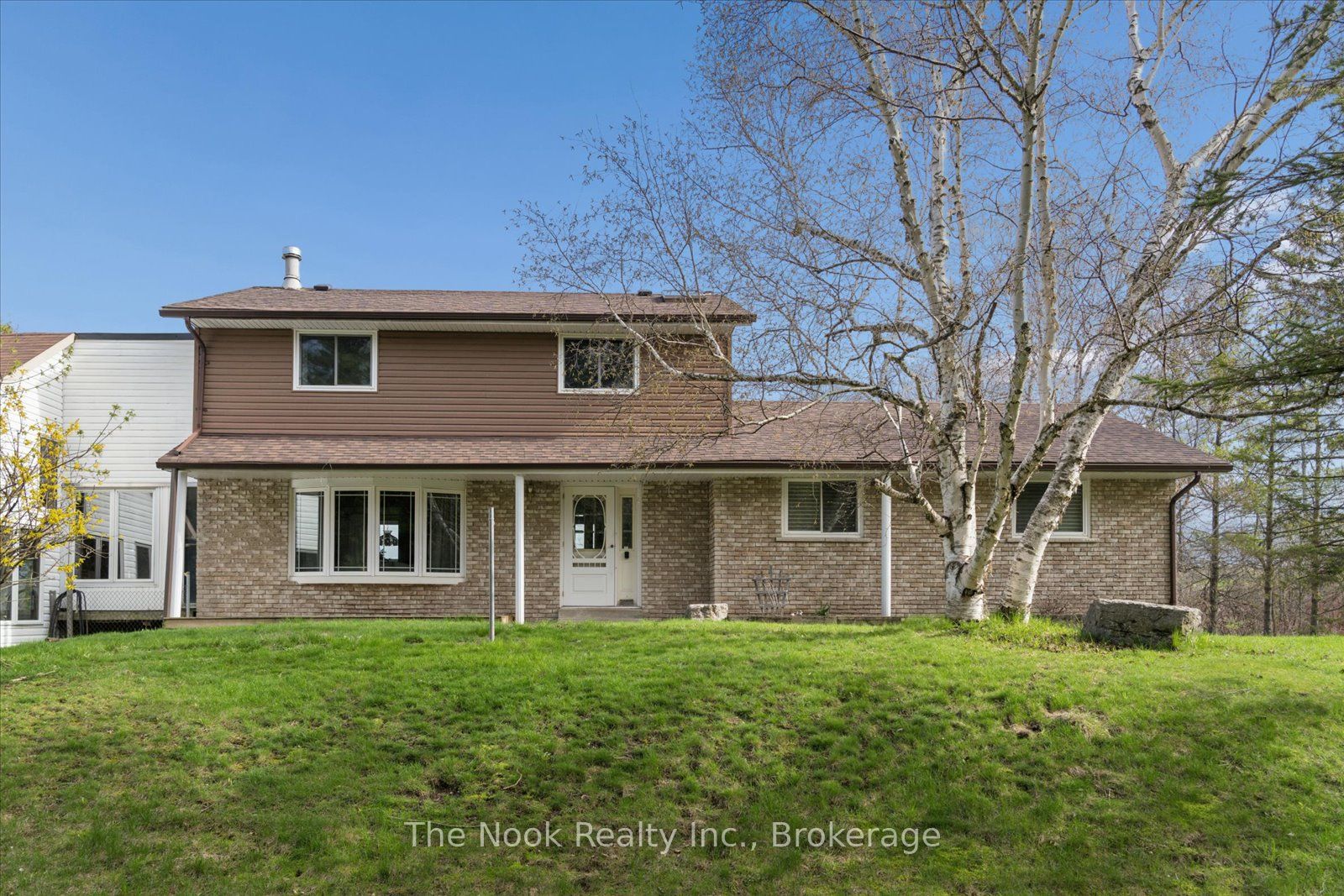 4680 Anderson Street, Whitby, ON L1R 2V9 photo 3