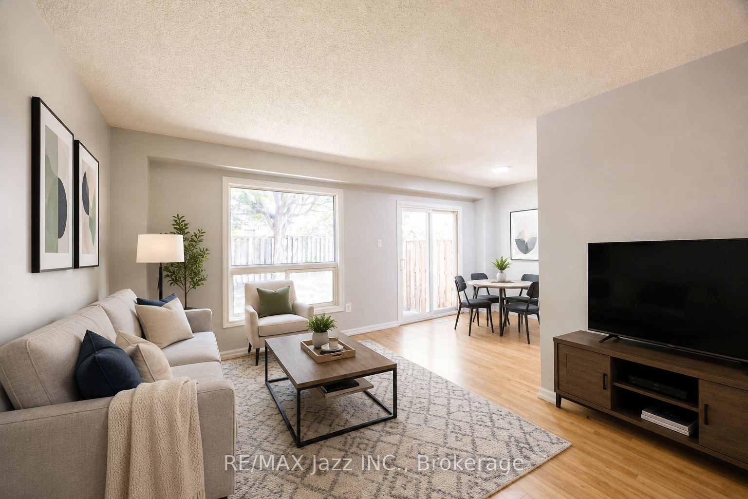 10 Bassett Boulevard 14, Whitby, ON L1N 9C4 photo 4