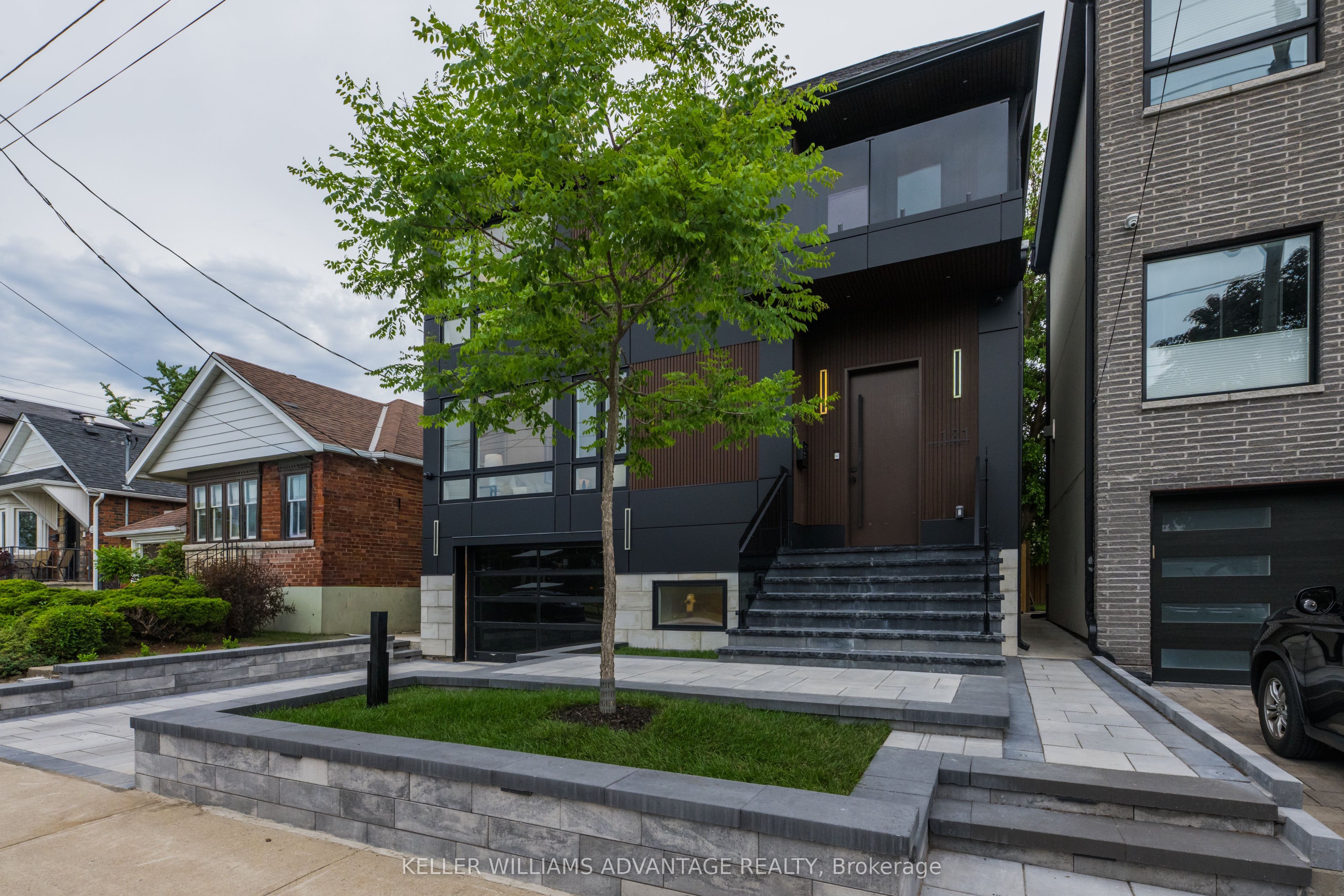 121 Durant Avenue, Toronto, ON M4J 4W3 photo 5