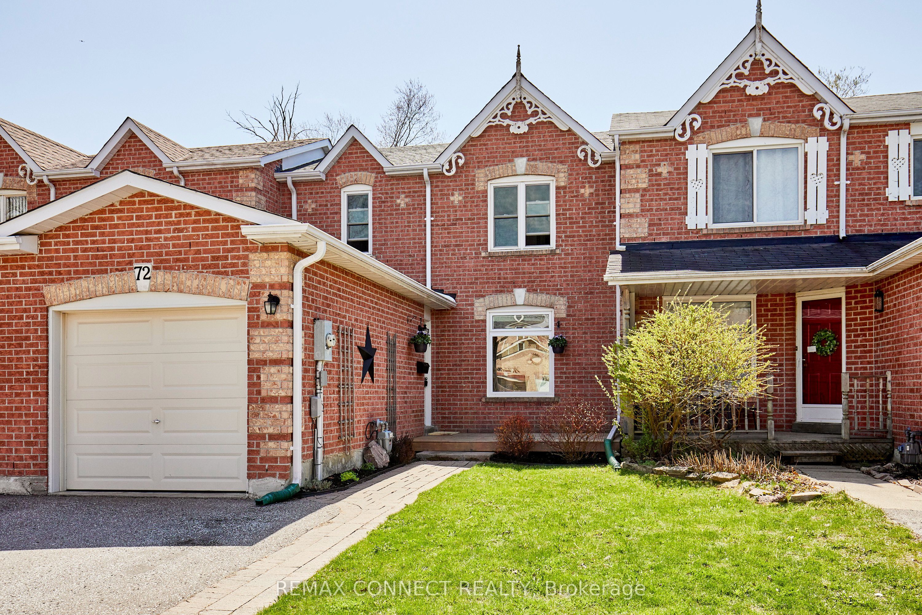72 Stuart Road, Clarington, ON L1E 1Y9 photo 2