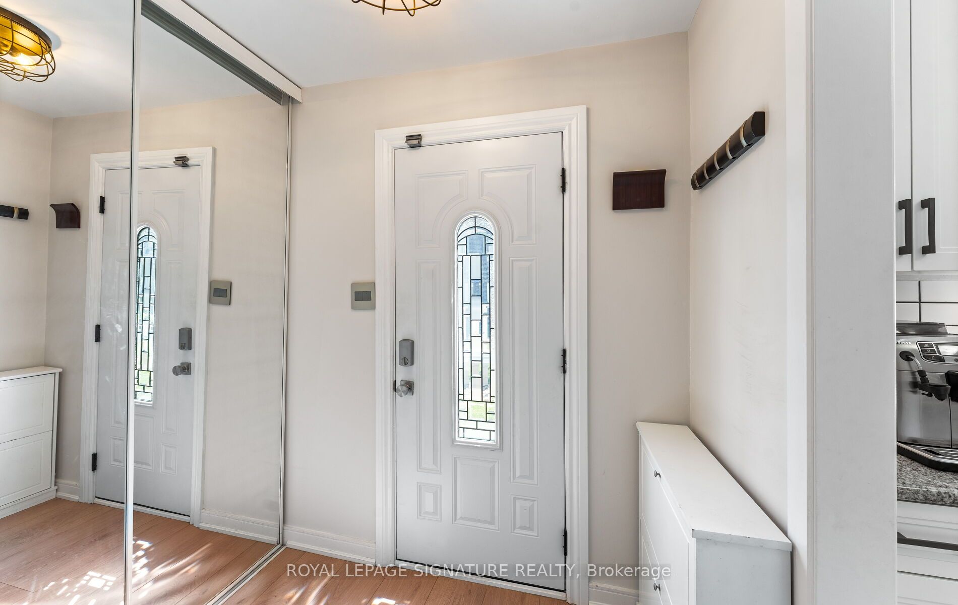 270 Timberbank Boulevard 91, Toronto, ON M1W 2M1 photo 2