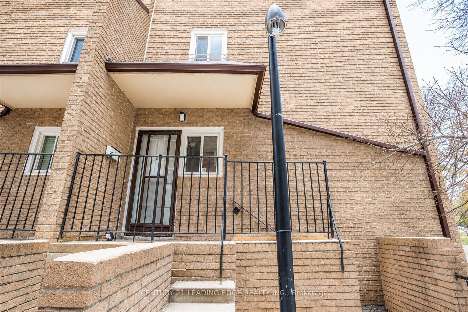 91 Muir Drive 26, Toronto, ON M1M 3T7