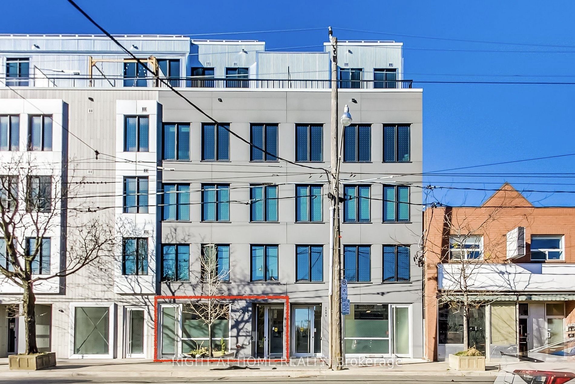 1602 Queen Street E 101, Toronto, ON M4L 1G2 photo 2