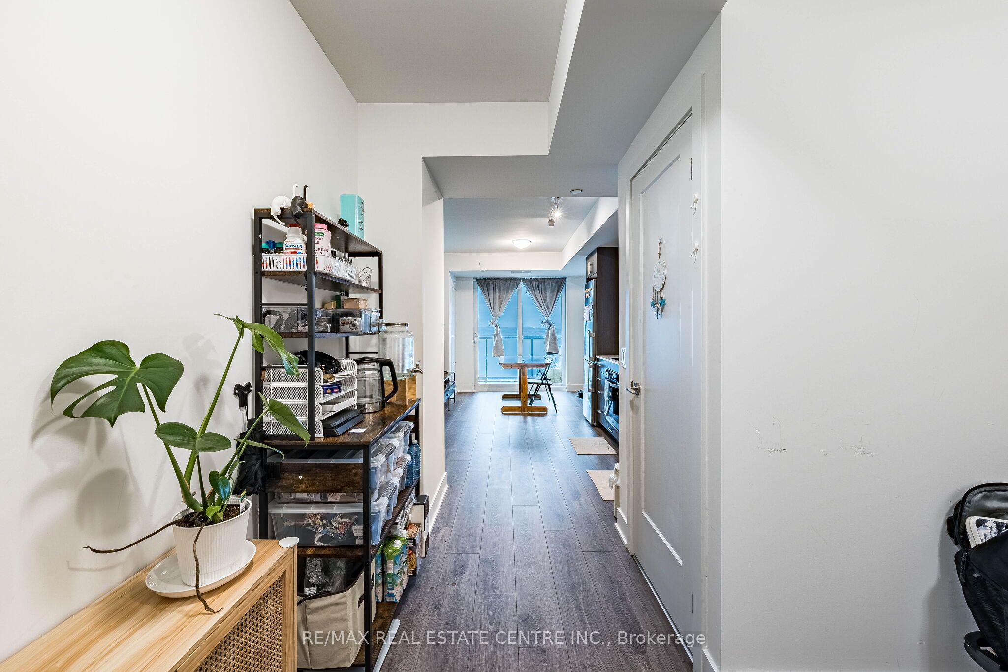 2545 Simcoe St N 2401, Oshawa, ON L1L 0W3 photo 4