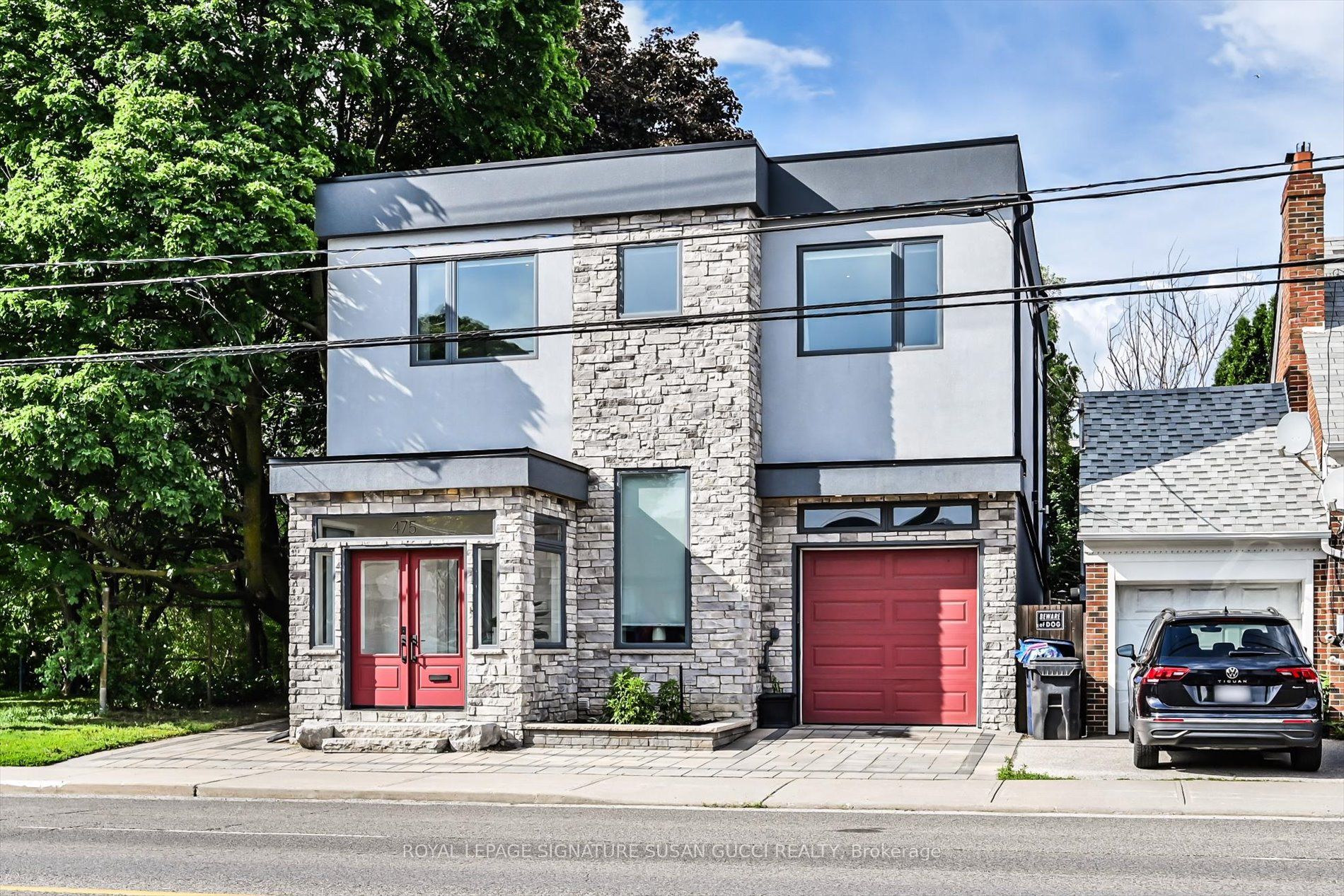 475 Donlands Avenue, Toronto, ON M4J 3S4 photo 2