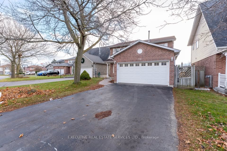 11 Upland Drive Upper, Whitby, ON L1N 8H6 photo 4