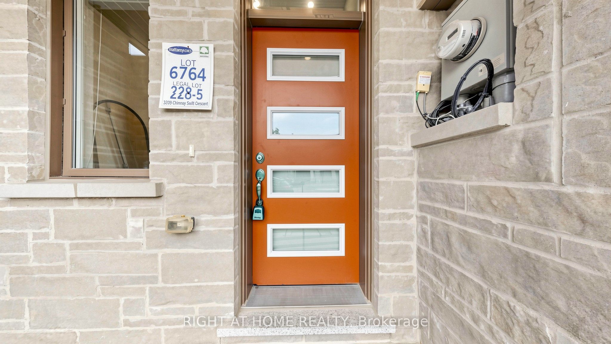 3209 Chimney Swift Crescent, Pickering, ON L1X 0N4 photo 5