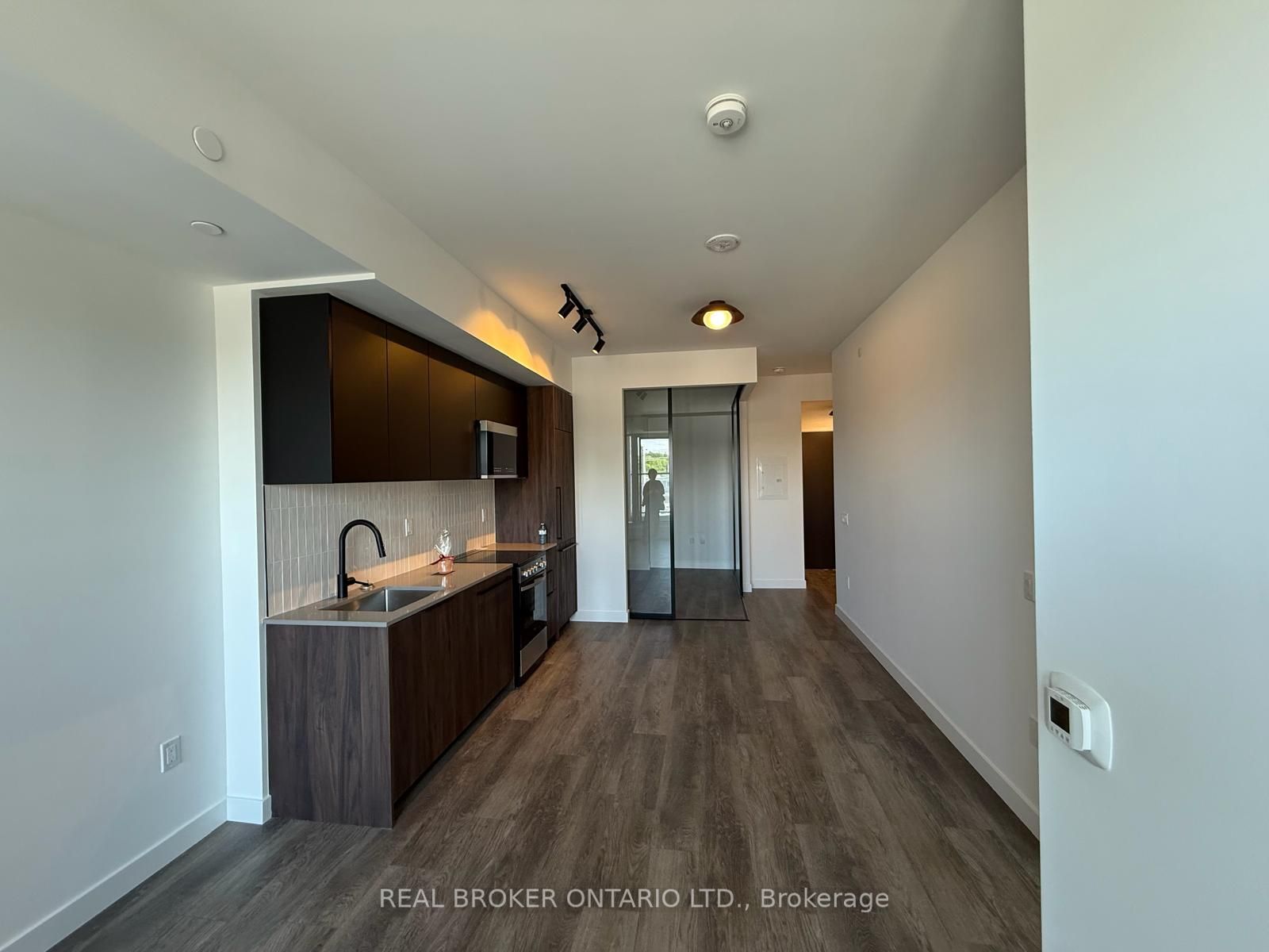 1635 MILITARY Trail 220, Toronto, ON M1C 1B2 photo 2