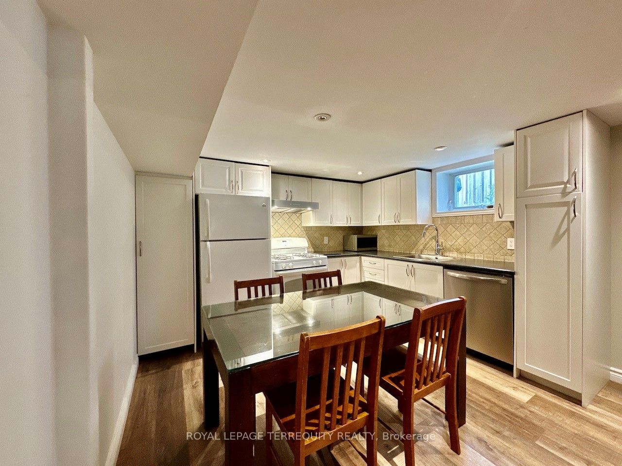 113 Scarboro Avenue Basement, Toronto, ON M1C 1M5 photo 3