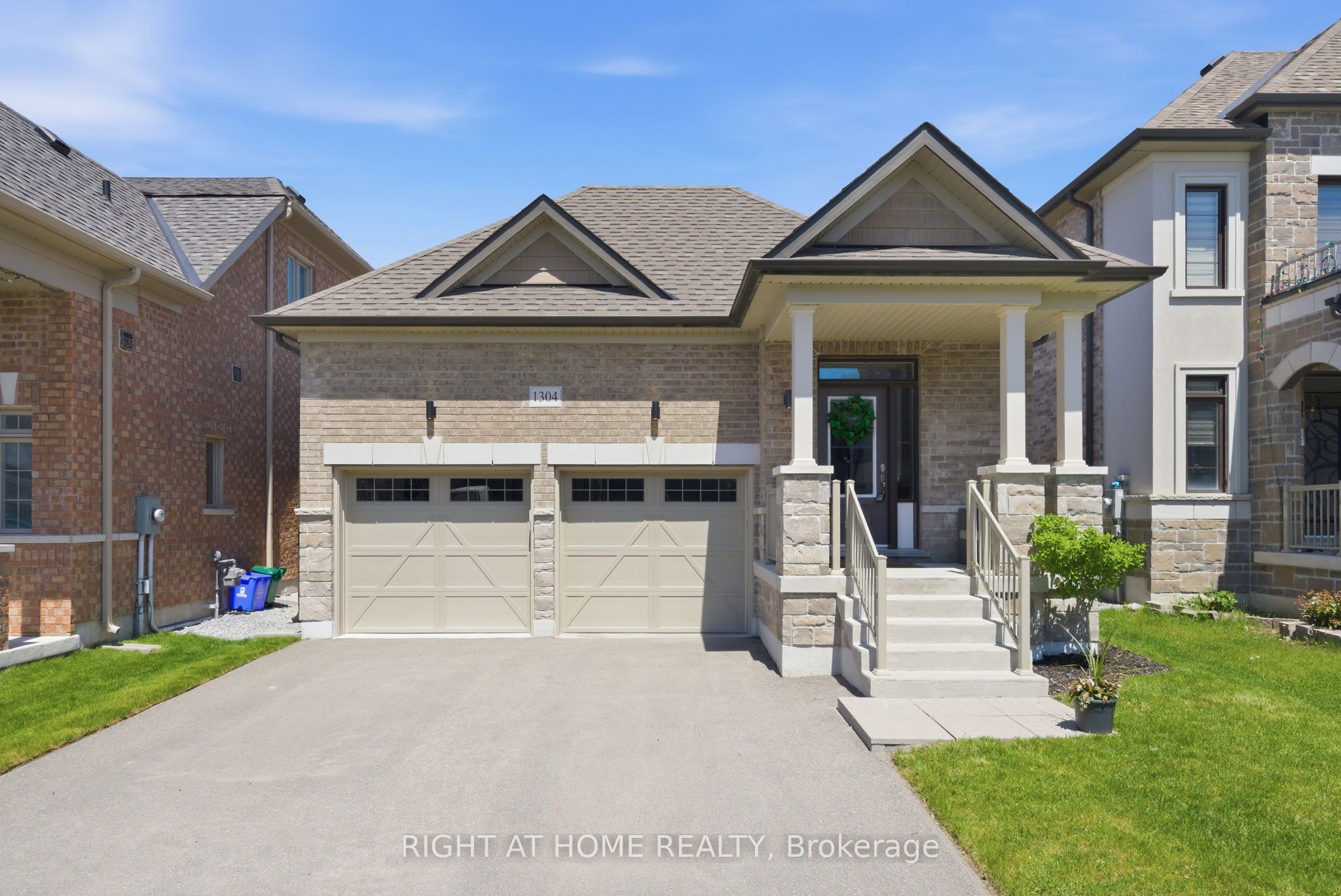 1304 Apollo Street, Oshawa, ON L1K 3E6