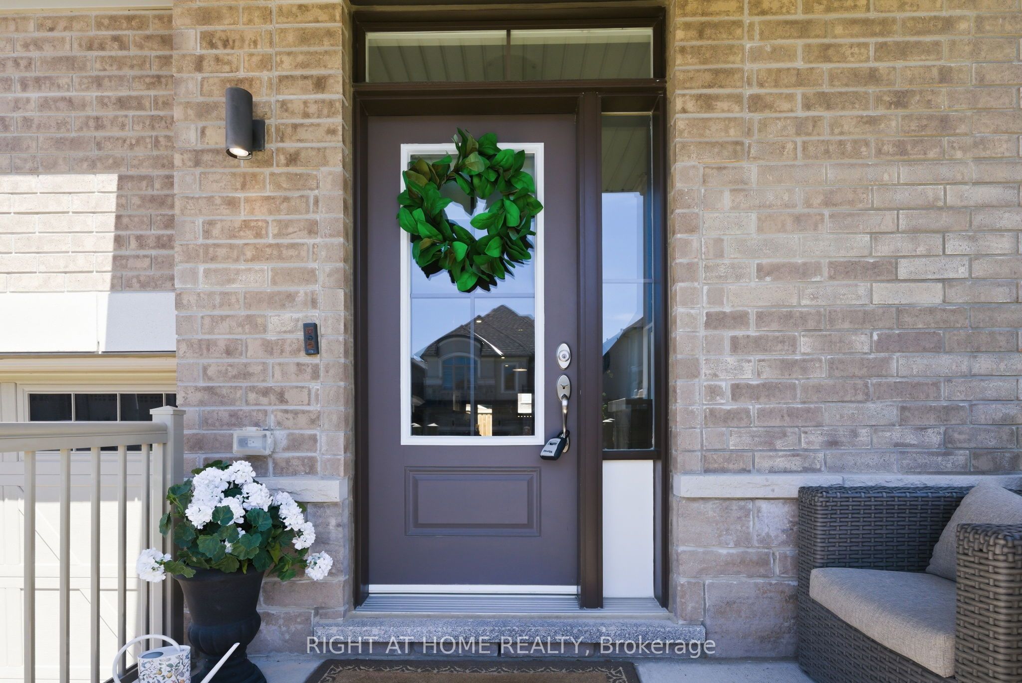 1304 Apollo Street, Oshawa, ON L1K 3E6 photo 4