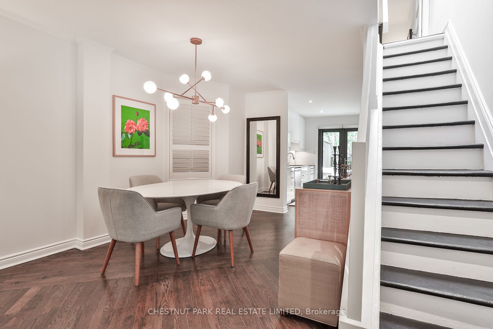 52 West Avenue W, Toronto, ON M4M 2L8 photo 5