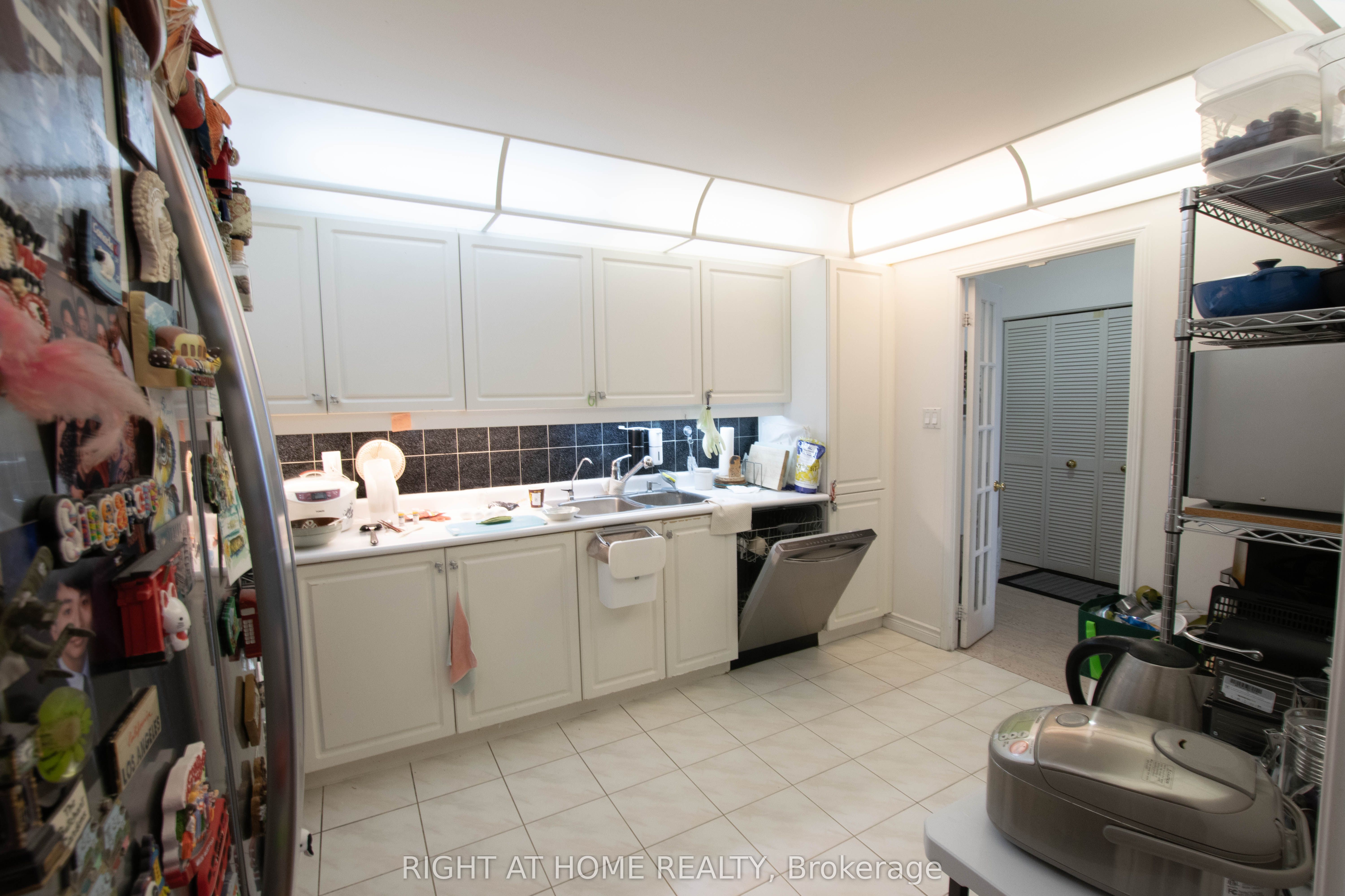 168 Bonis Avenue 2106, Toronto, ON M1T 3V6 photo 5