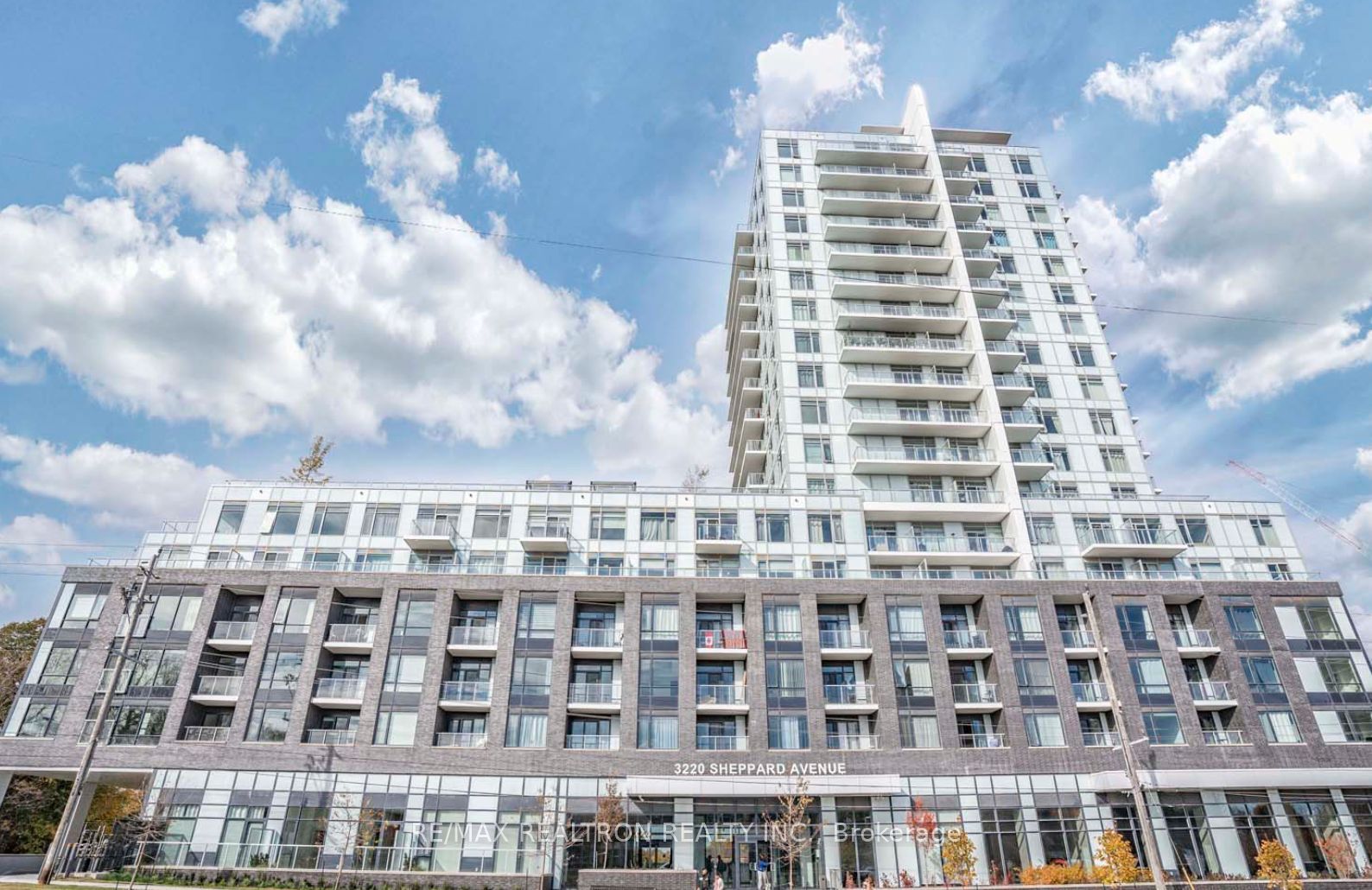 3220 Sheppard Avenue 318, Toronto, ON M1T 0B7
