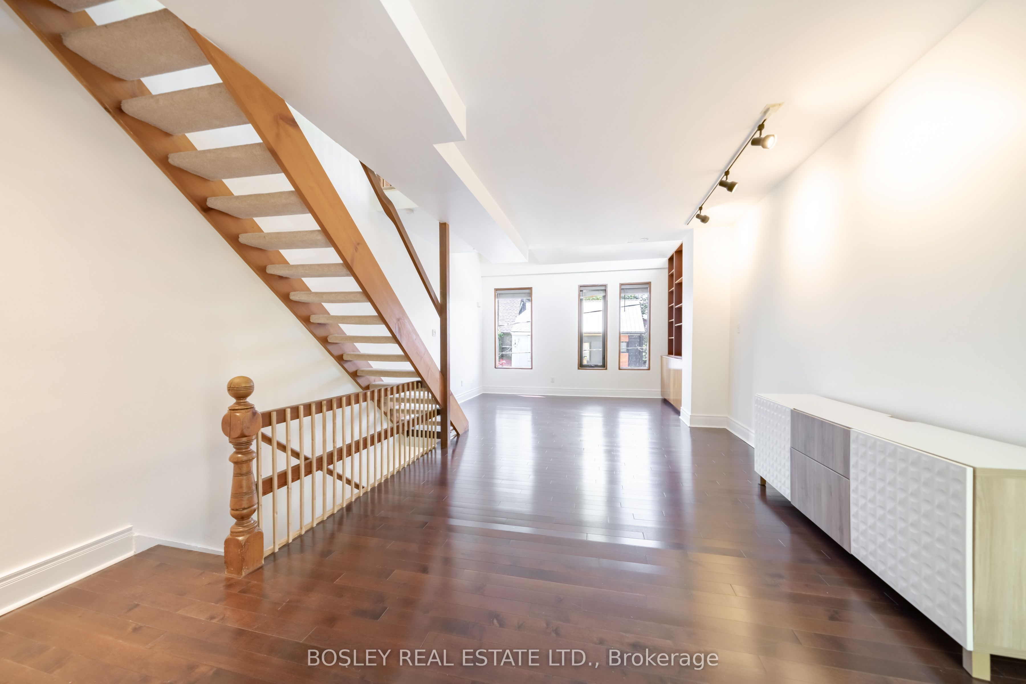 123 Hamilton Street, Toronto, ON M4M 2C7 photo 4