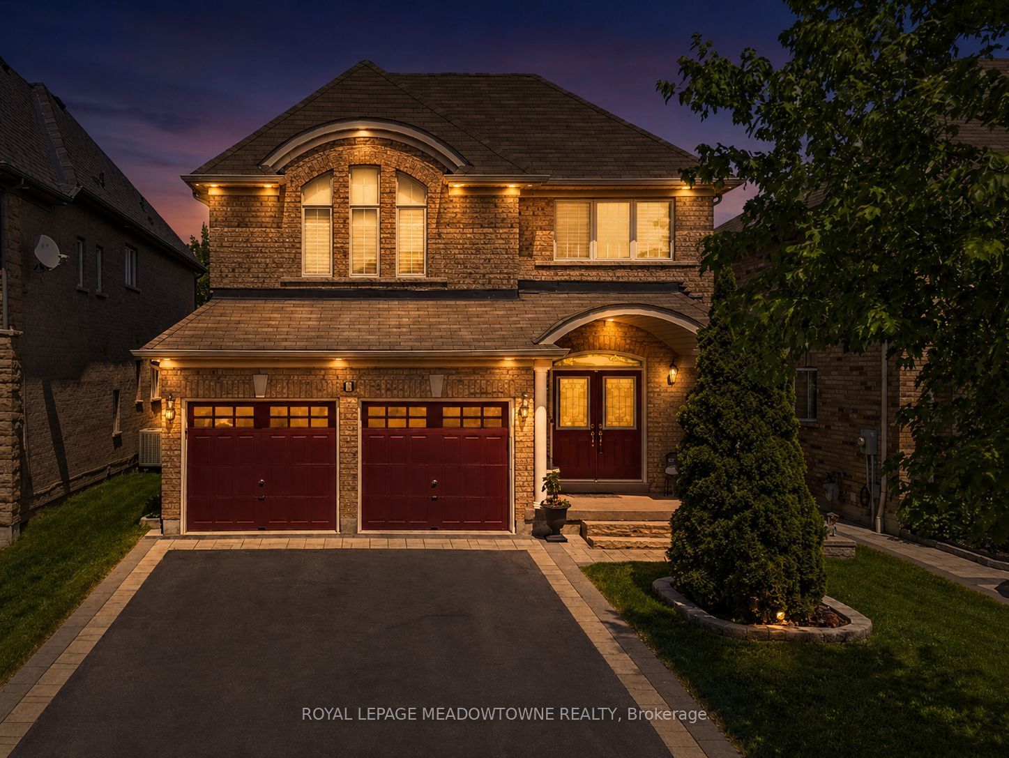 3 St Philip Court, Whitby, ON L1P 0A5 photo 2