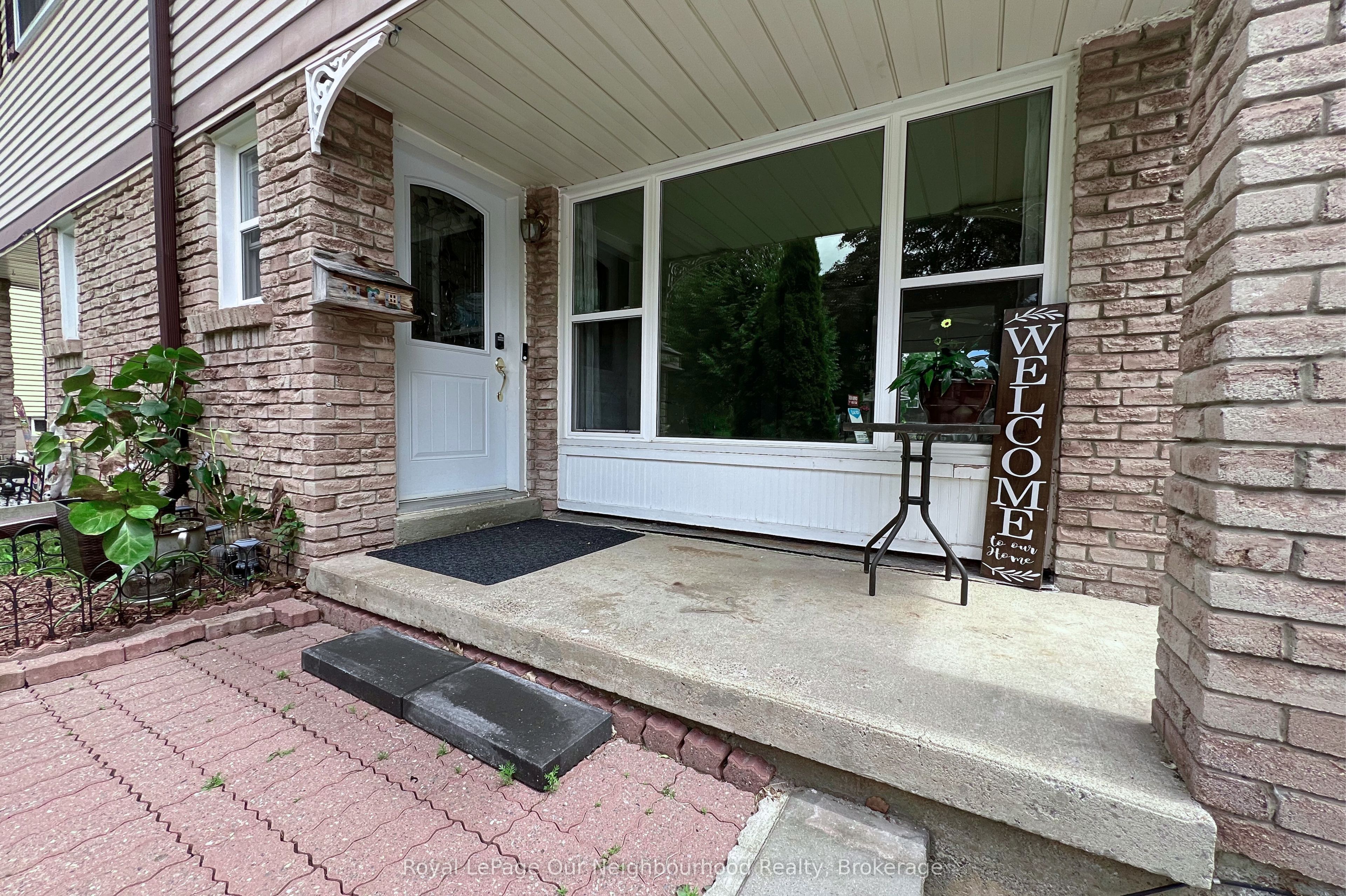 529 Lancelot Crescent, Oshawa, ON L1K 1J9 photo 2