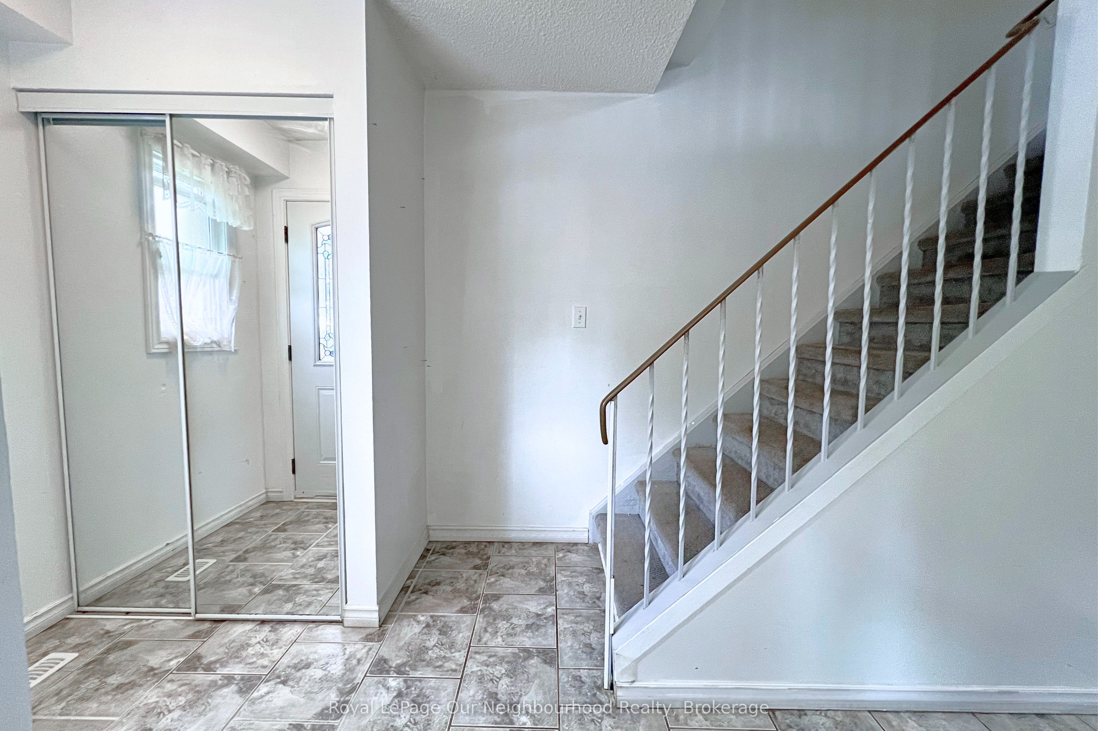 529 Lancelot Crescent, Oshawa, ON L1K 1J9 photo 4