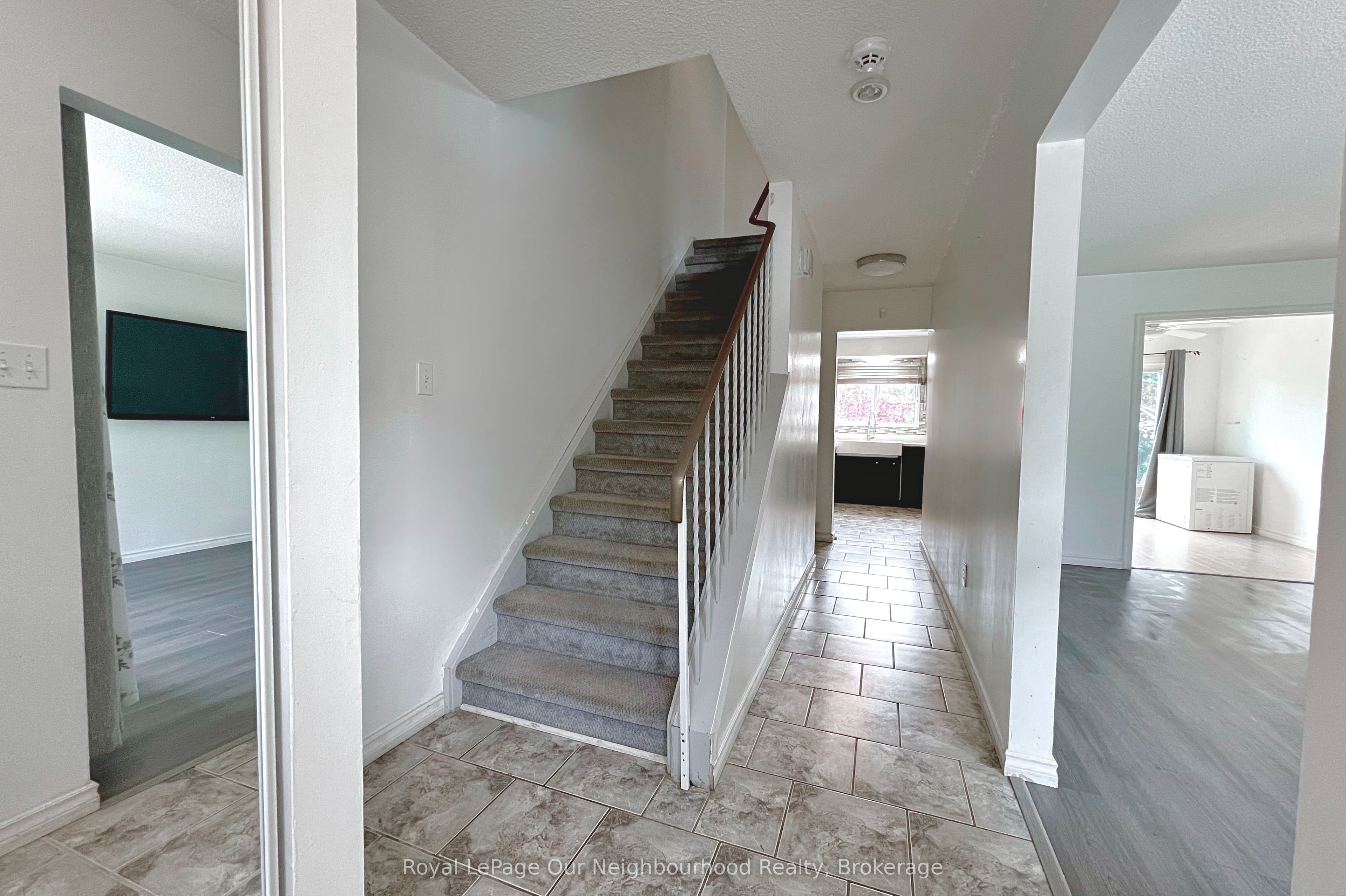 529 Lancelot Crescent, Oshawa, ON L1K 1J9 photo 5