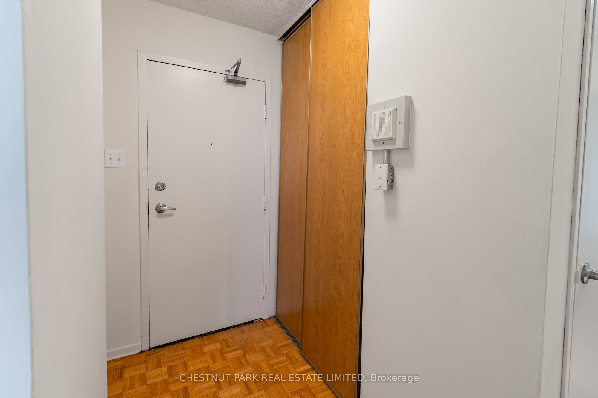 3700 Lawrence Avenue E 1106, Toronto, ON M1G 3T2 photo 2
