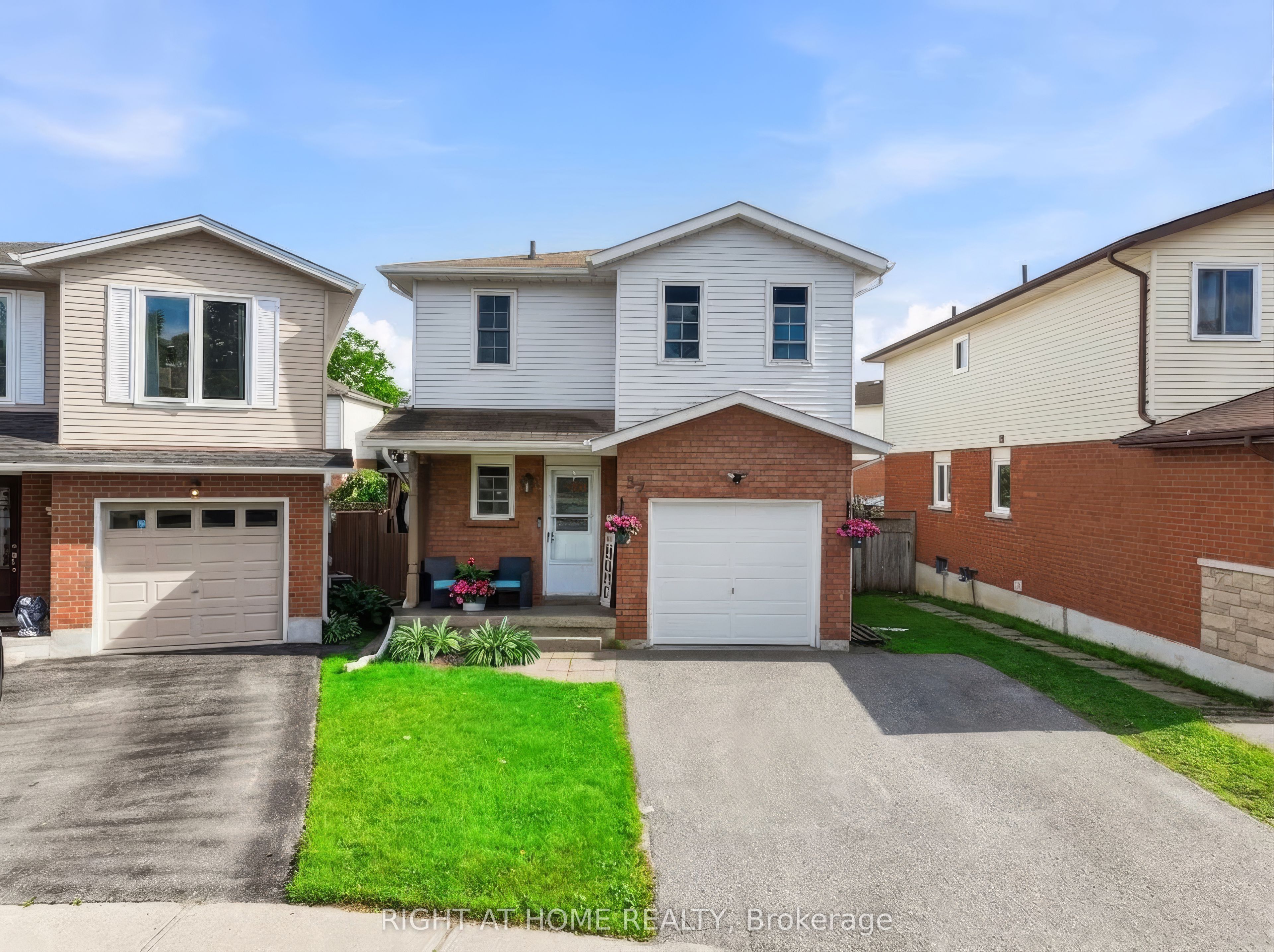 37 Beechnut Crescent, Clarington, ON L1E 1Y5