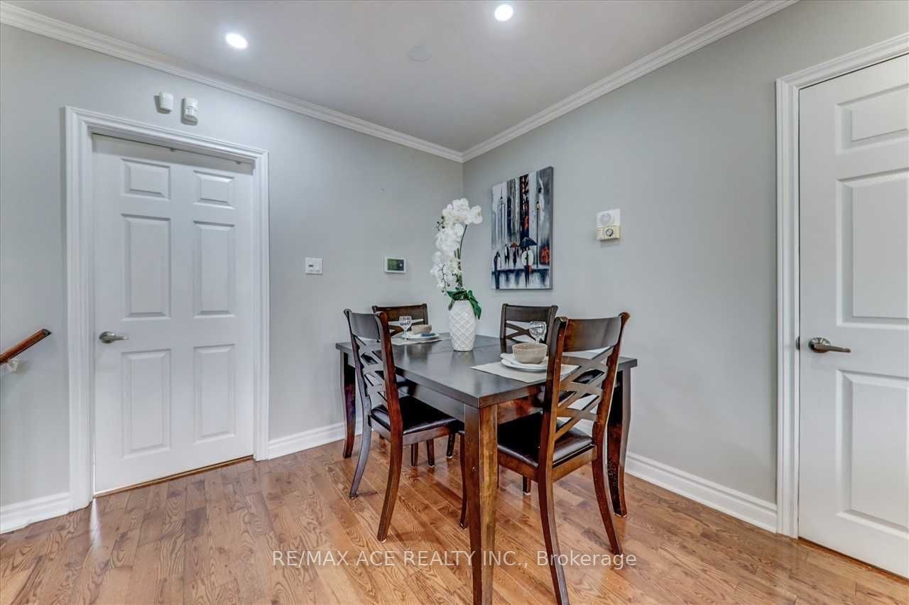 132 Janray Drive Main, Toronto, ON M1G 1Y9 photo 5