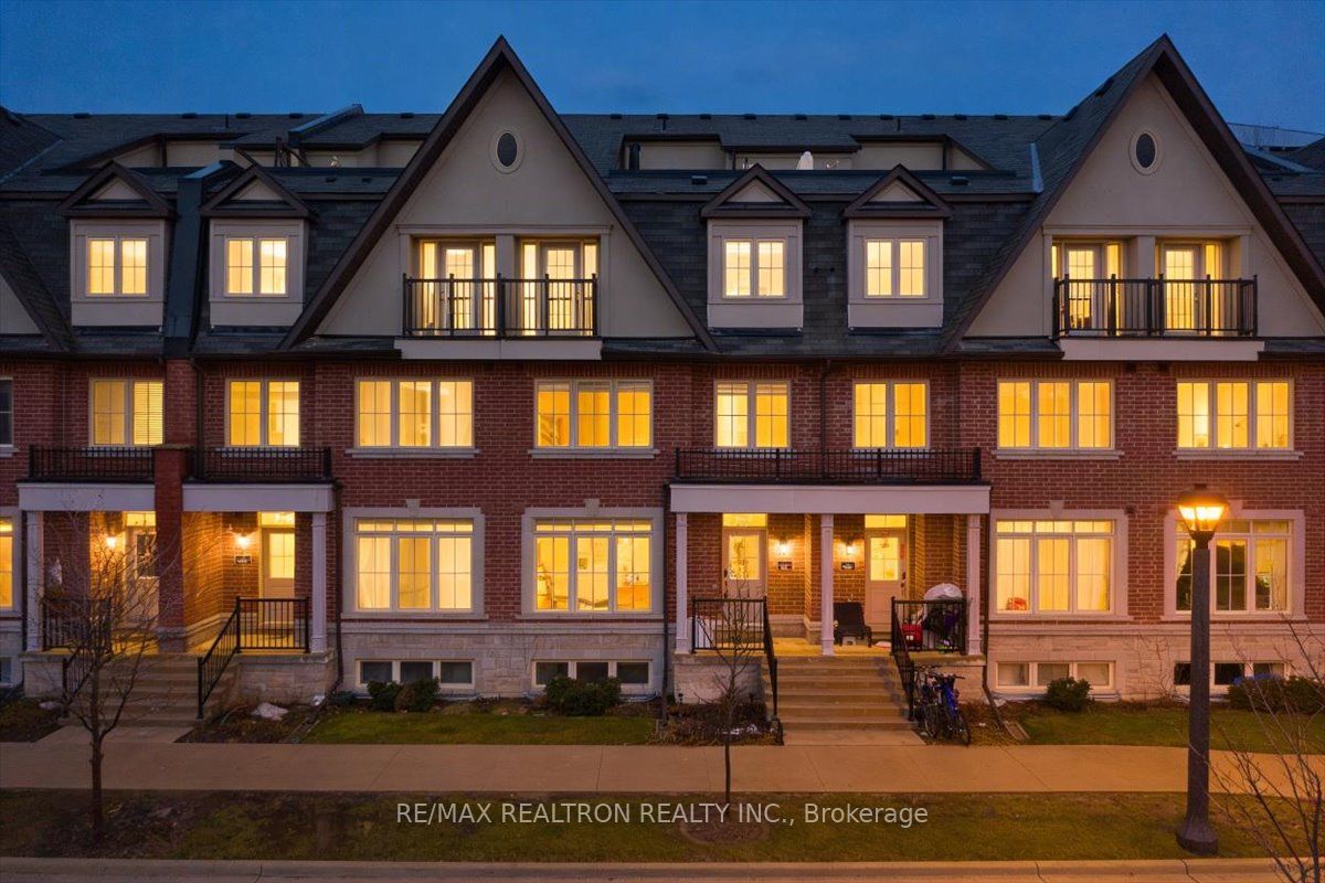 8 Eaton Park Lane 17, Toronto, ON M1W 0A5 photo 2