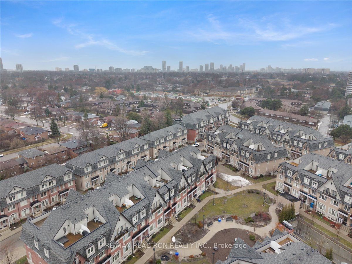 8 Eaton Park Lane 17, Toronto, ON M1W 0A5 photo 4