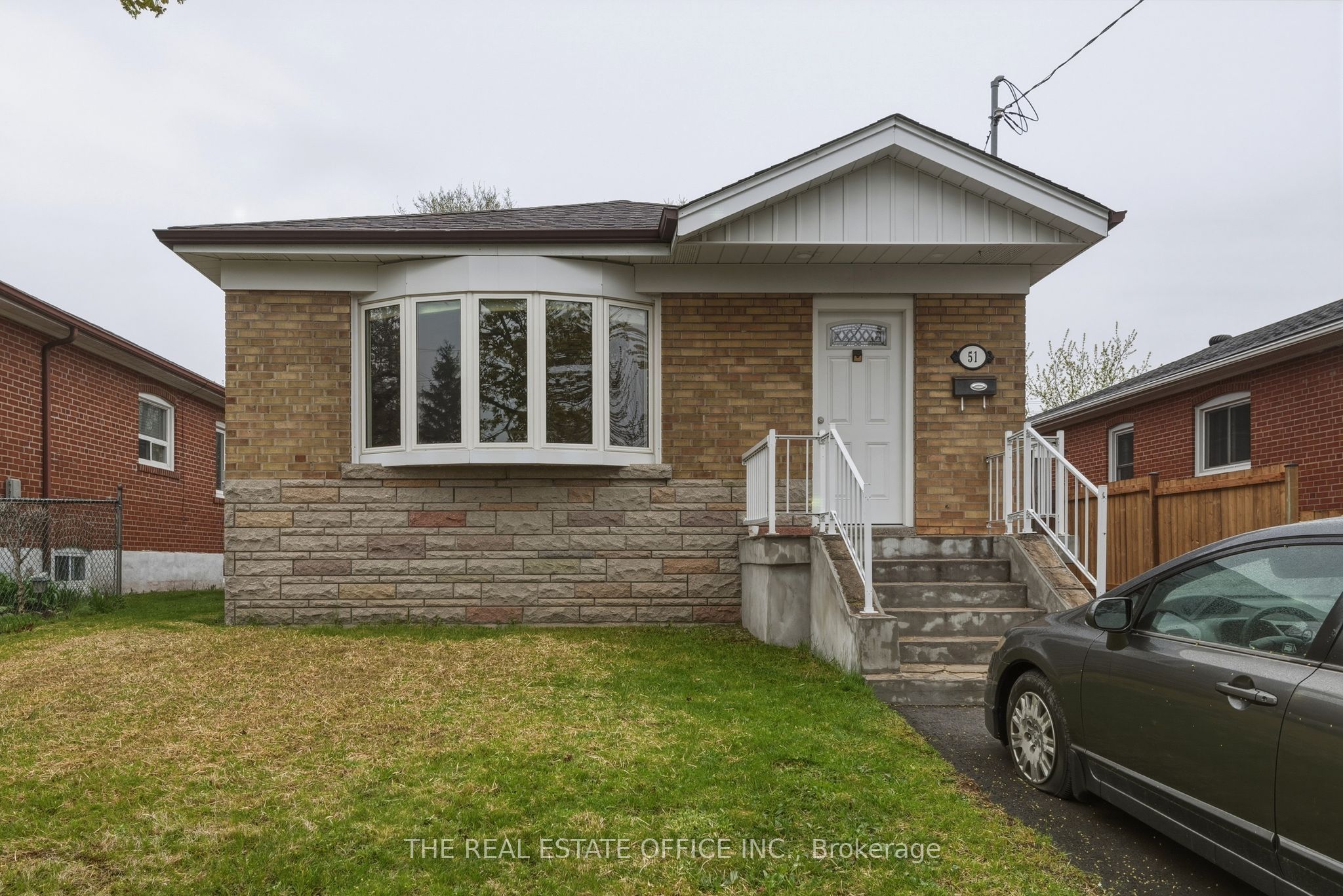 51 Gilroy Drive, Toronto, ON M1P 1Z8