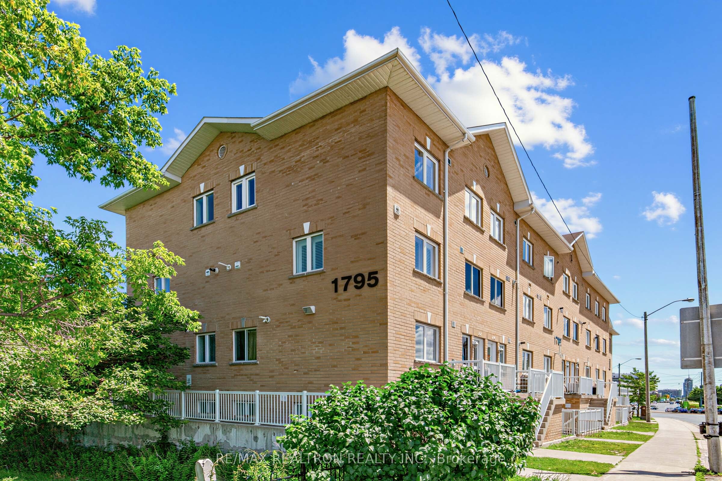 1795 Markham Road 205, Toronto, ON M1B 2Z7 photo 2
