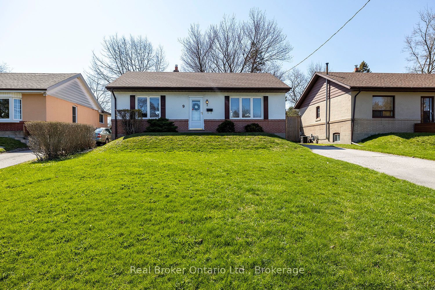 9 Granard Boulevard, Toronto, ON M1M 2C9 photo 2
