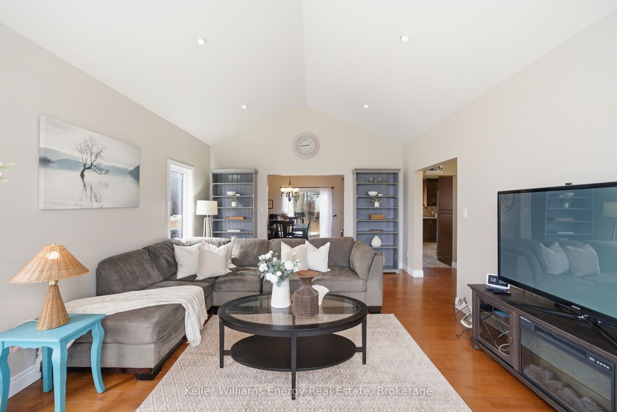 332 Carnegie Beach Road, Scugog, ON L9L 1B6 photo 5