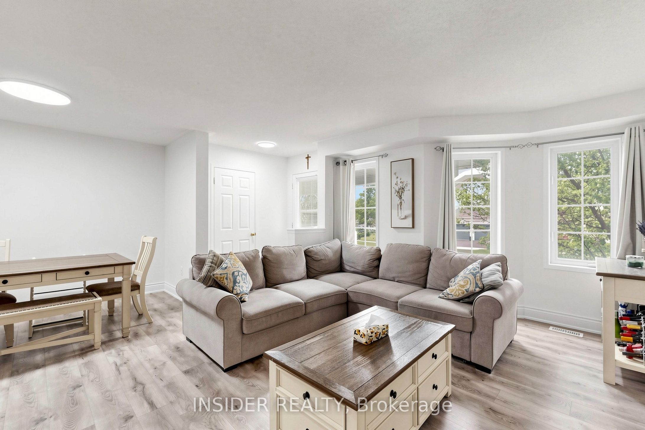 7 Croxall Boulevard, Whitby, ON L1M 0E6 photo 3