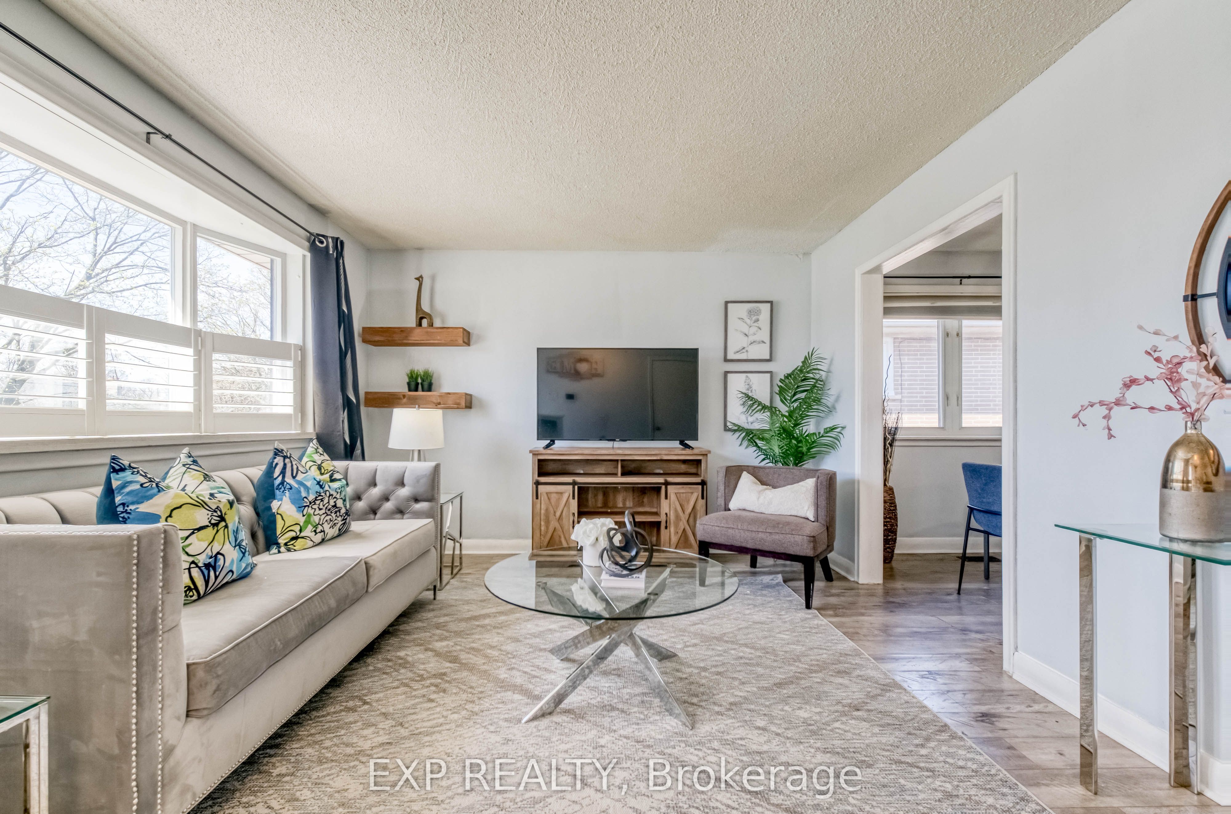752 Eastbourne Avenue, Oshawa, ON L1G 1P3 photo 4