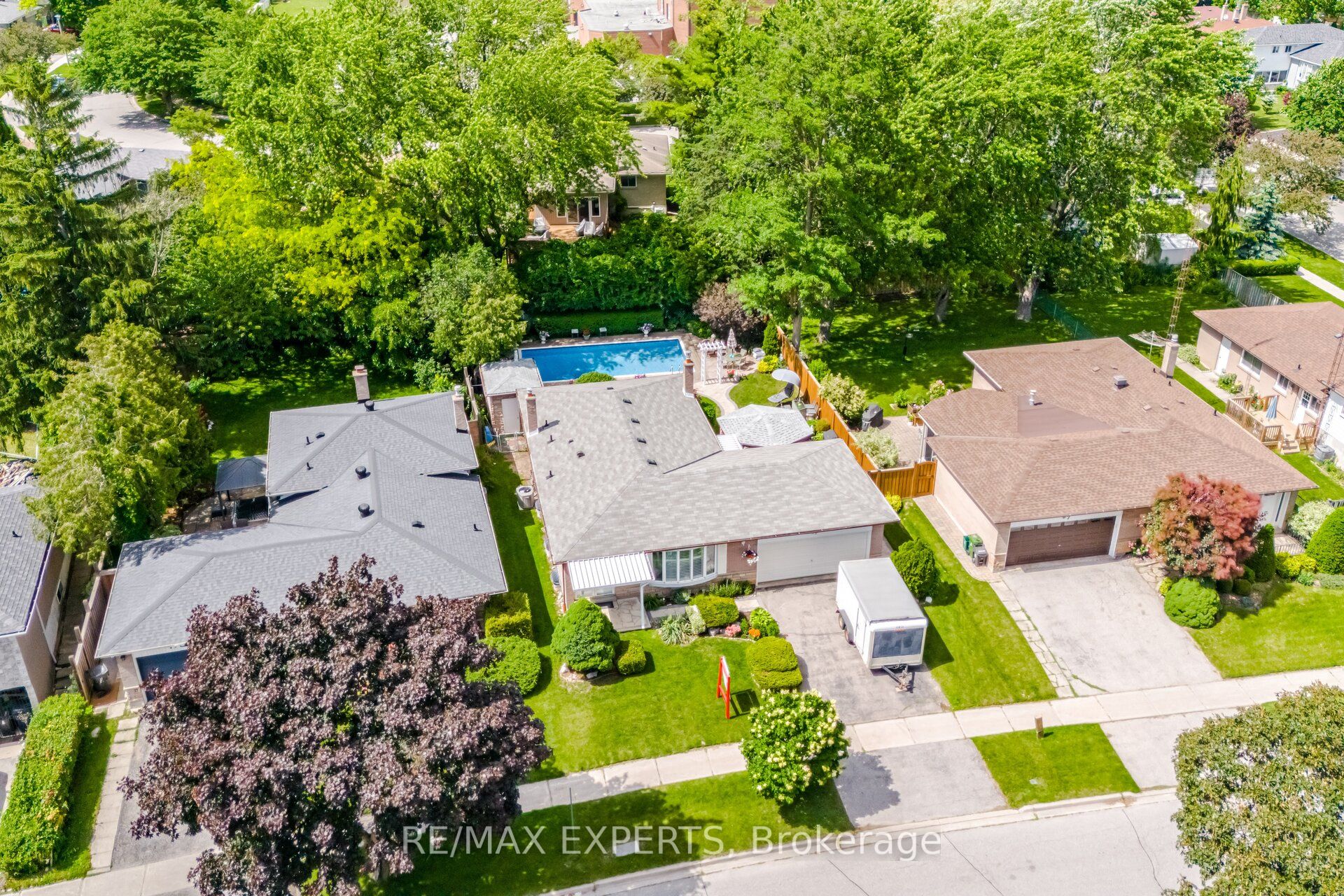 69 Oakmeadow Boulevard, Toronto, ON M1E 4G6 photo 3
