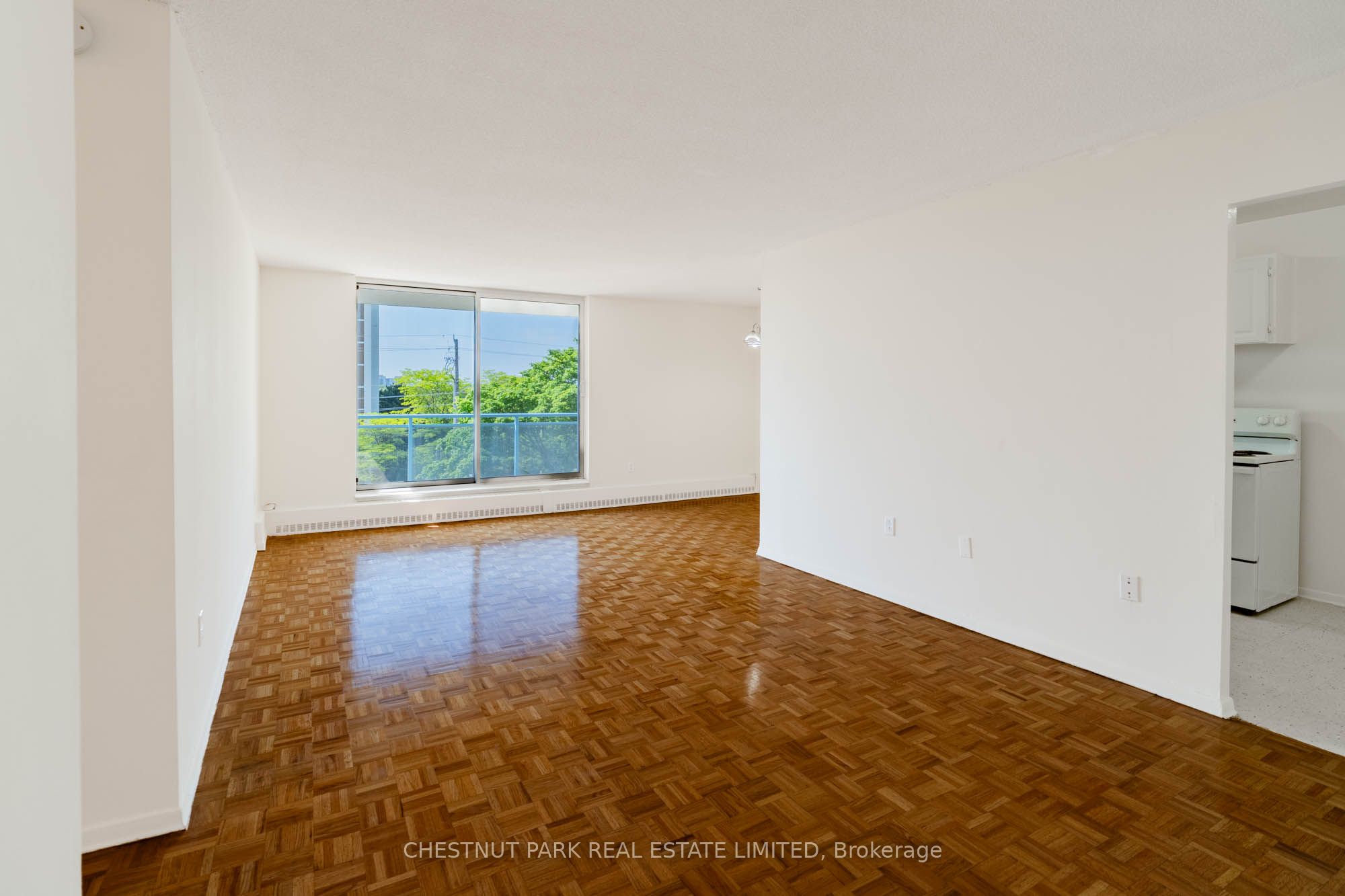 3700 Lawrence Avenue E 409, Toronto, ON M1G 3T2 photo 5