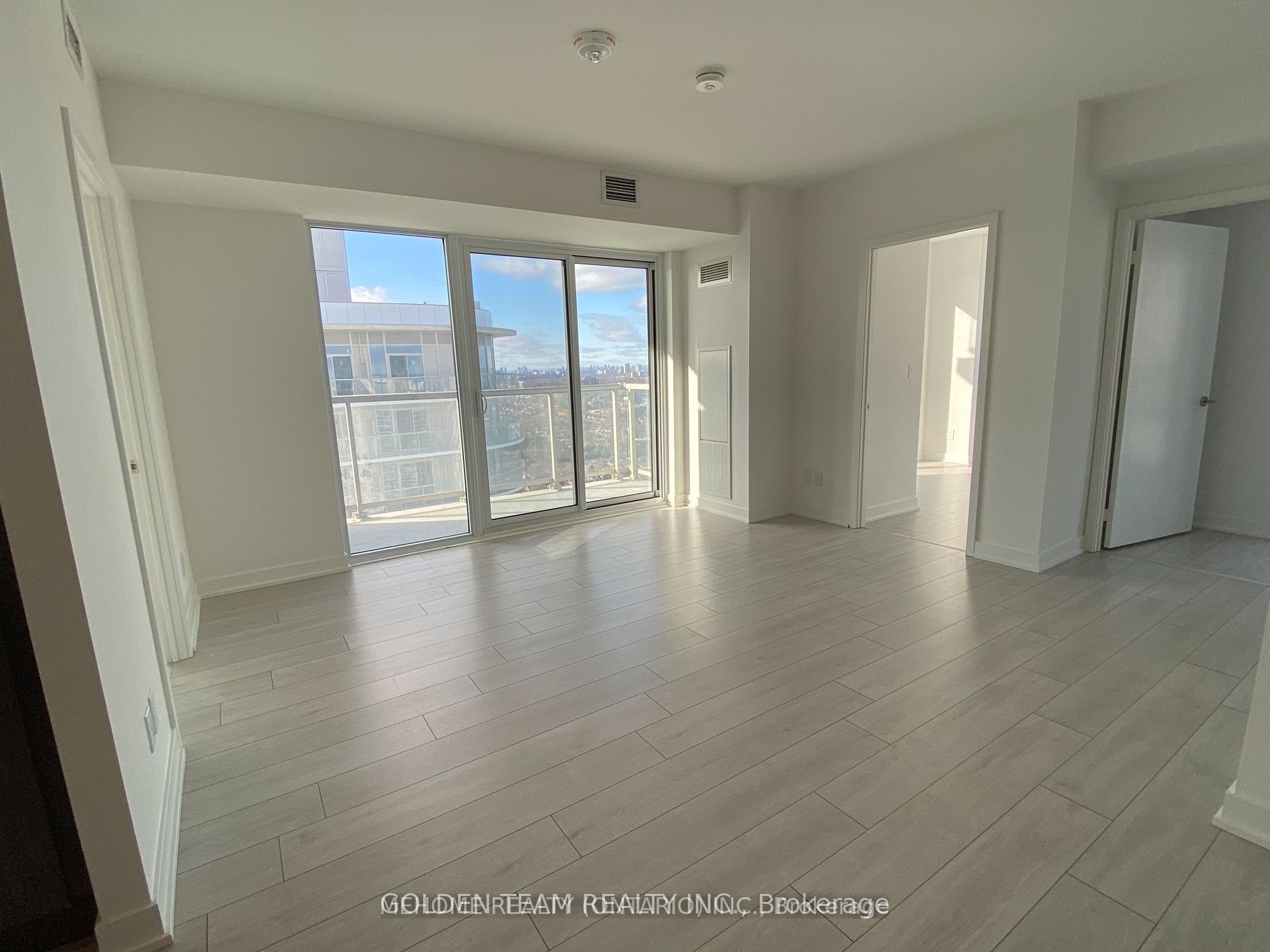 2033 Kennedy Road 3602, Toronto, ON M1T 0B9 photo 3