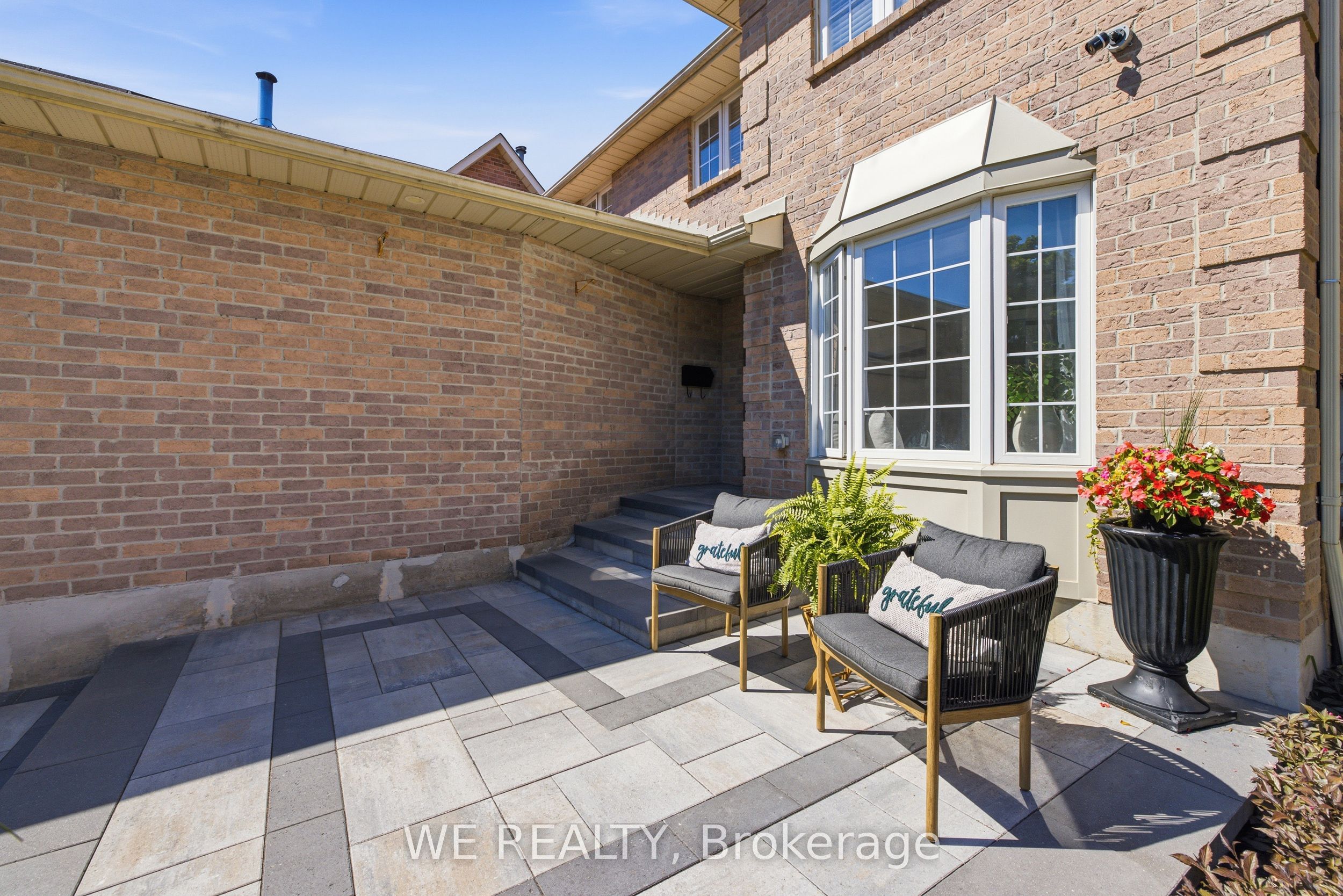 151 Ravenscroft Road, Ajax, ON L1T 1Y3 photo 4