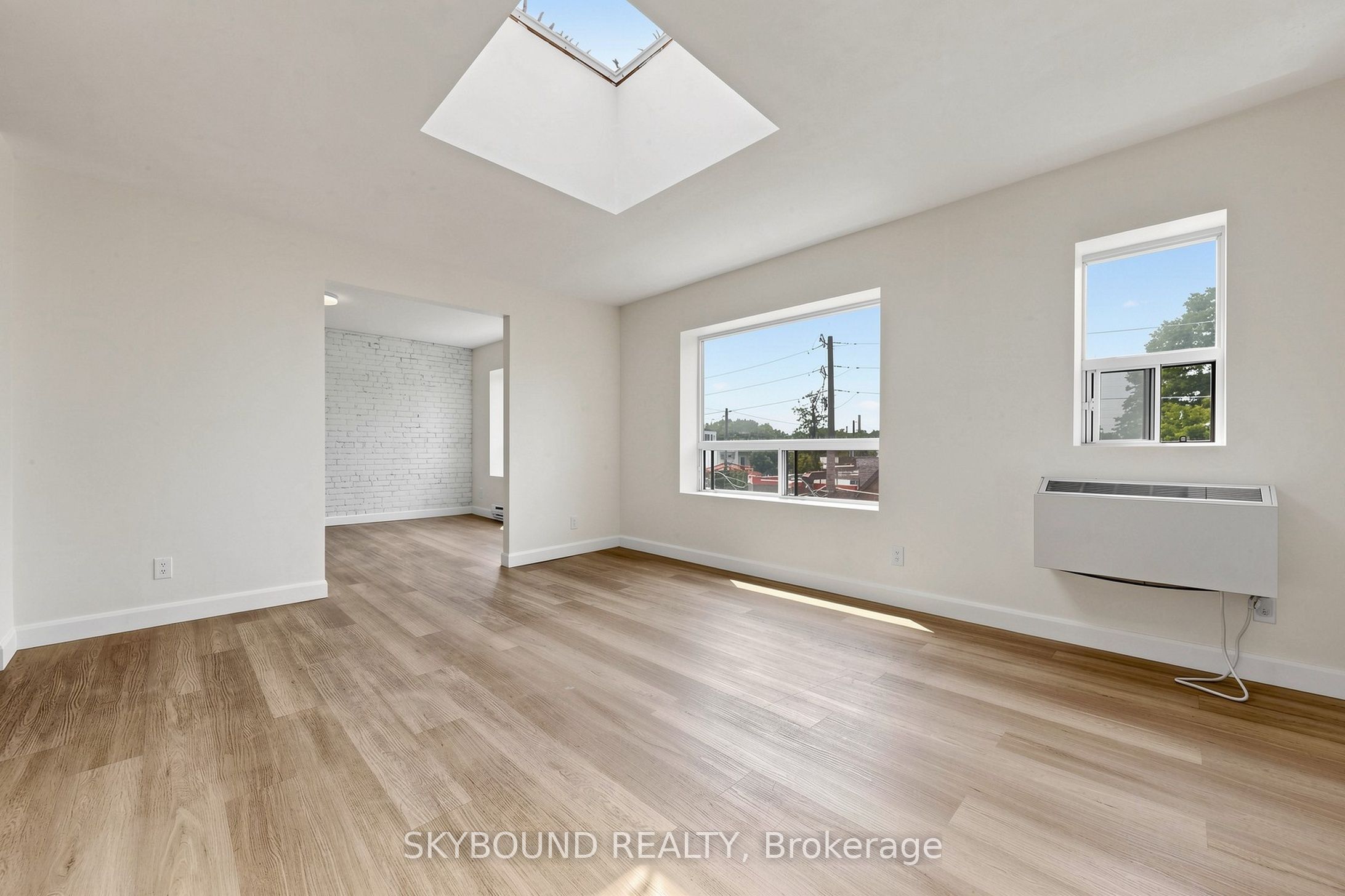 131 Wineva Avenue G, Toronto, ON M4E 2T3 photo 3
