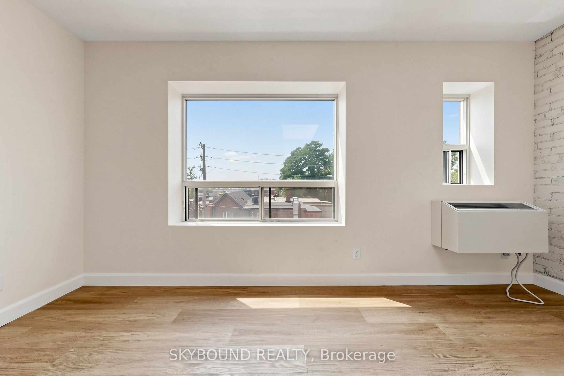 131 Wineva Avenue G, Toronto, ON M4E 2T3 photo 4