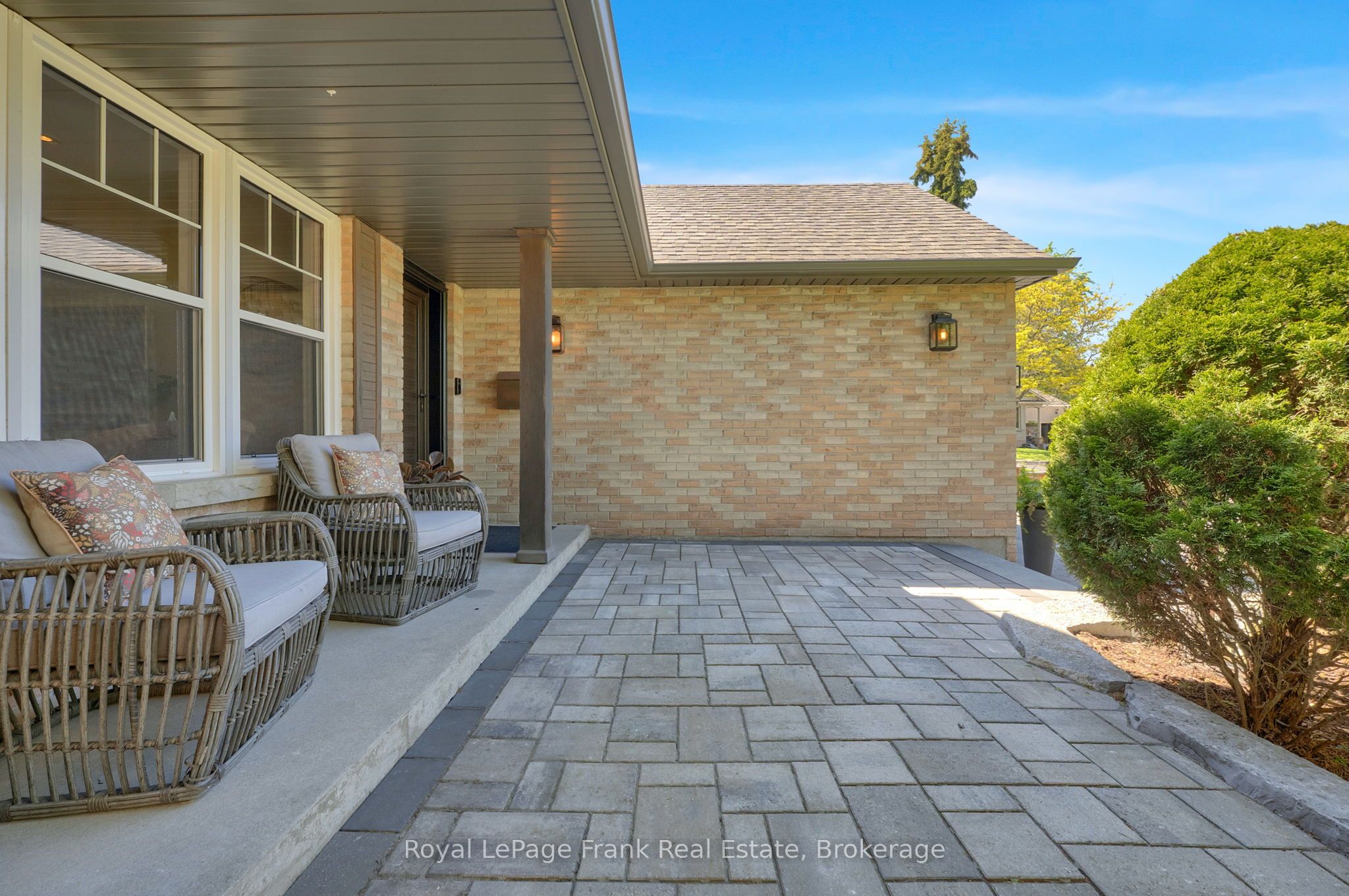 777 Shetland Court, Oshawa, ON L1J 7R3 photo 4