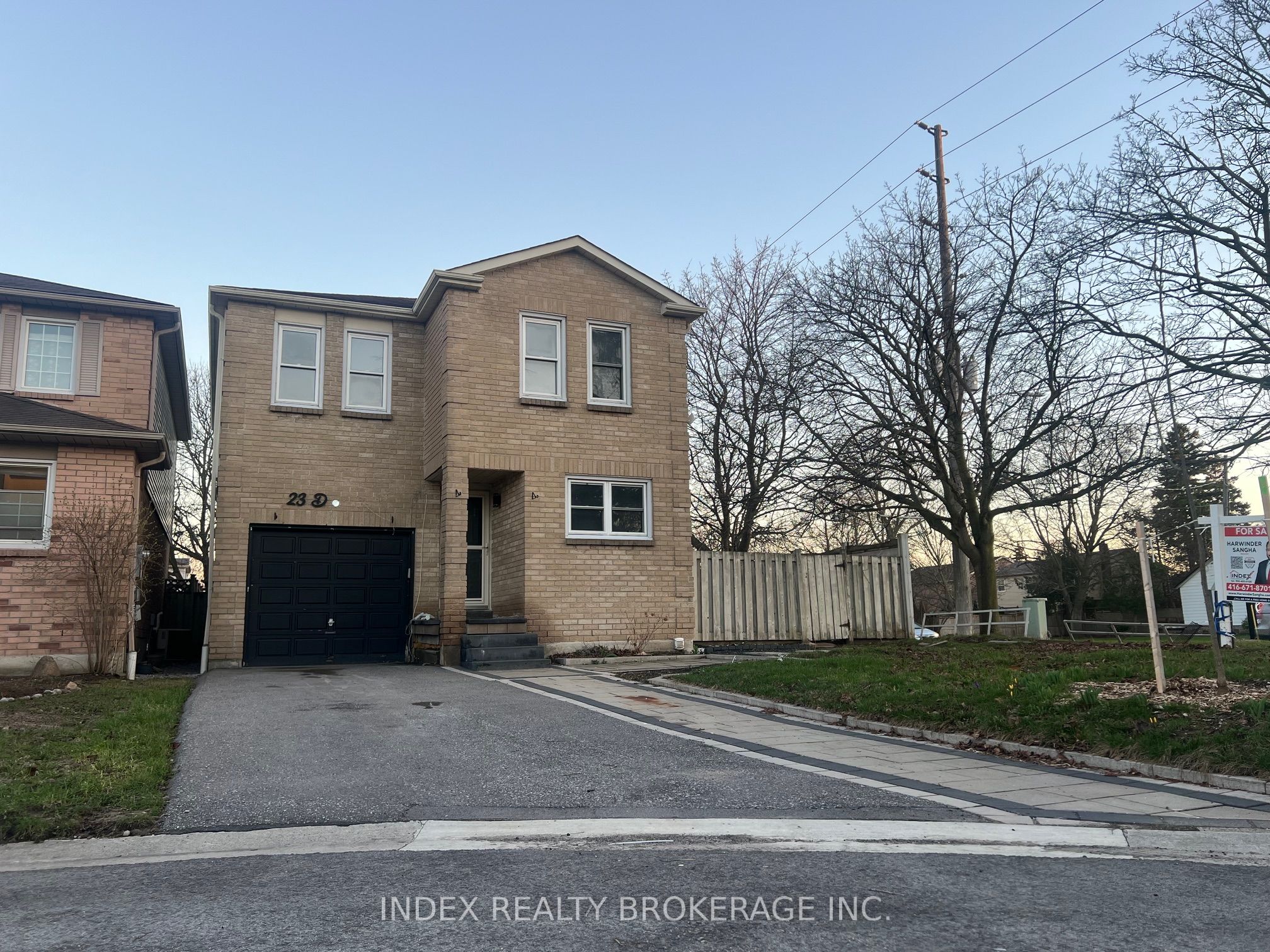 23 Drew Court, Whitby, ON L1N 8X6 photo 2